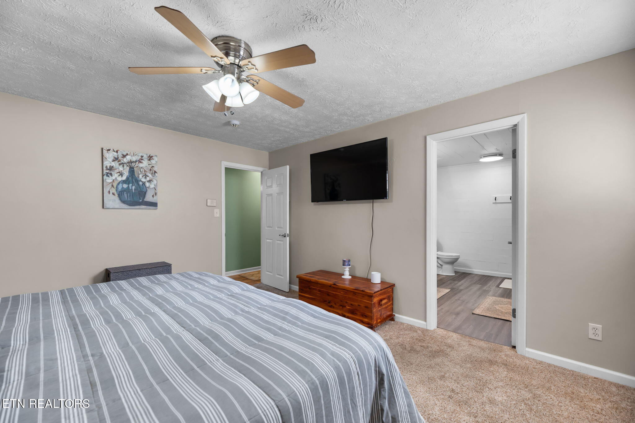 1129 Melton Hill Circle Clinton TN 37716