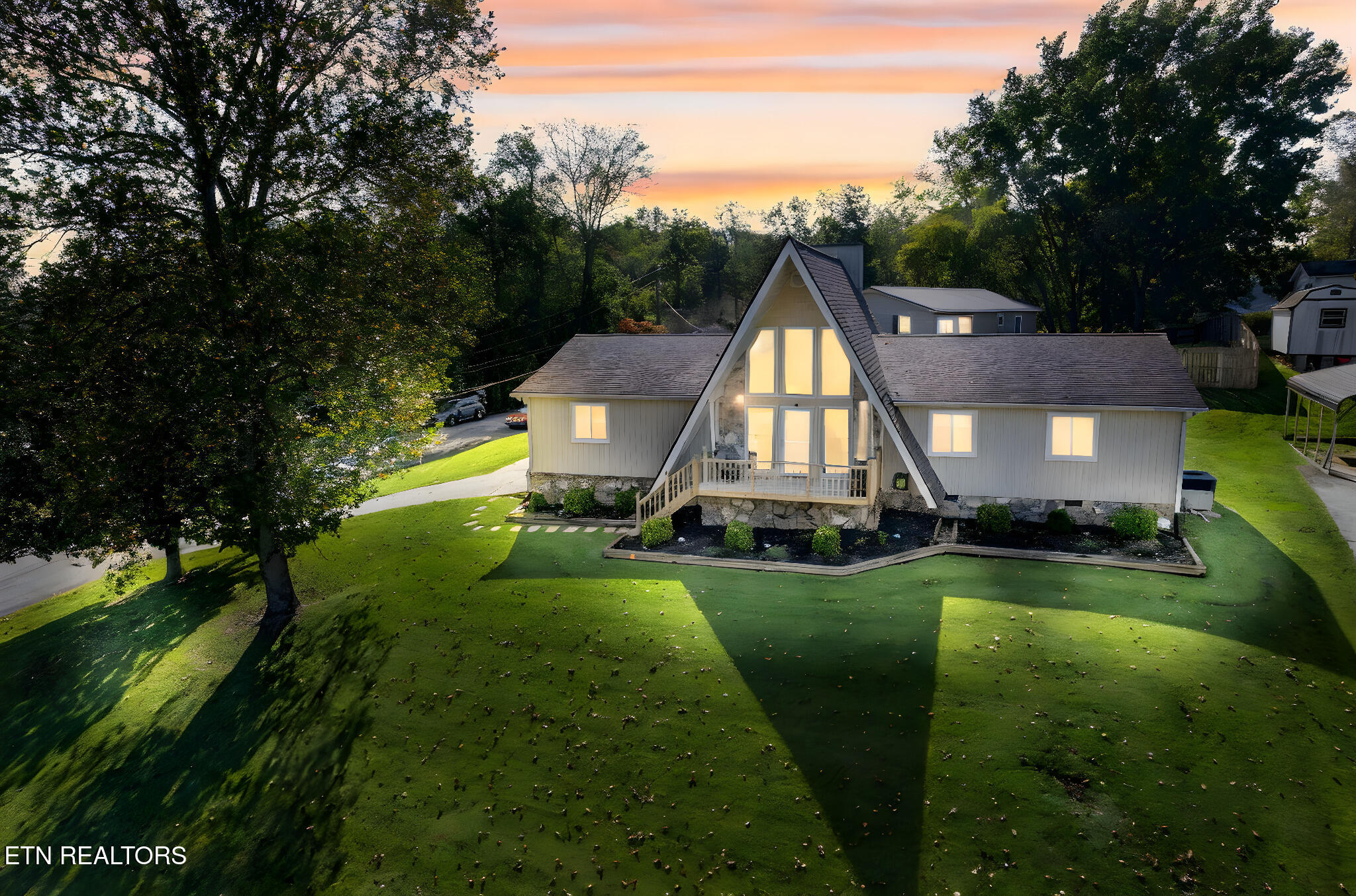 1129 Melton Hill Circle Clinton TN 37716