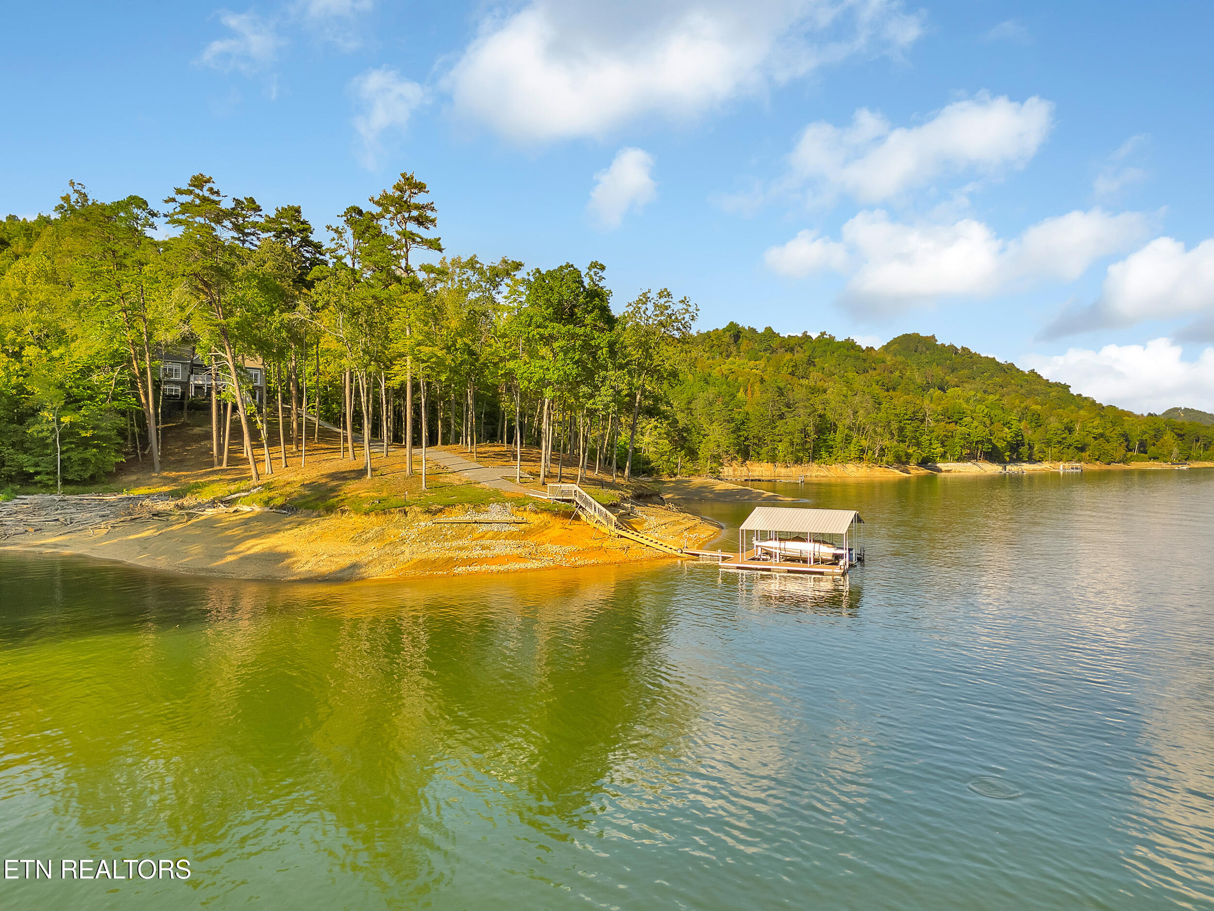 620 Bluff View Road New Tazewell TN 37825