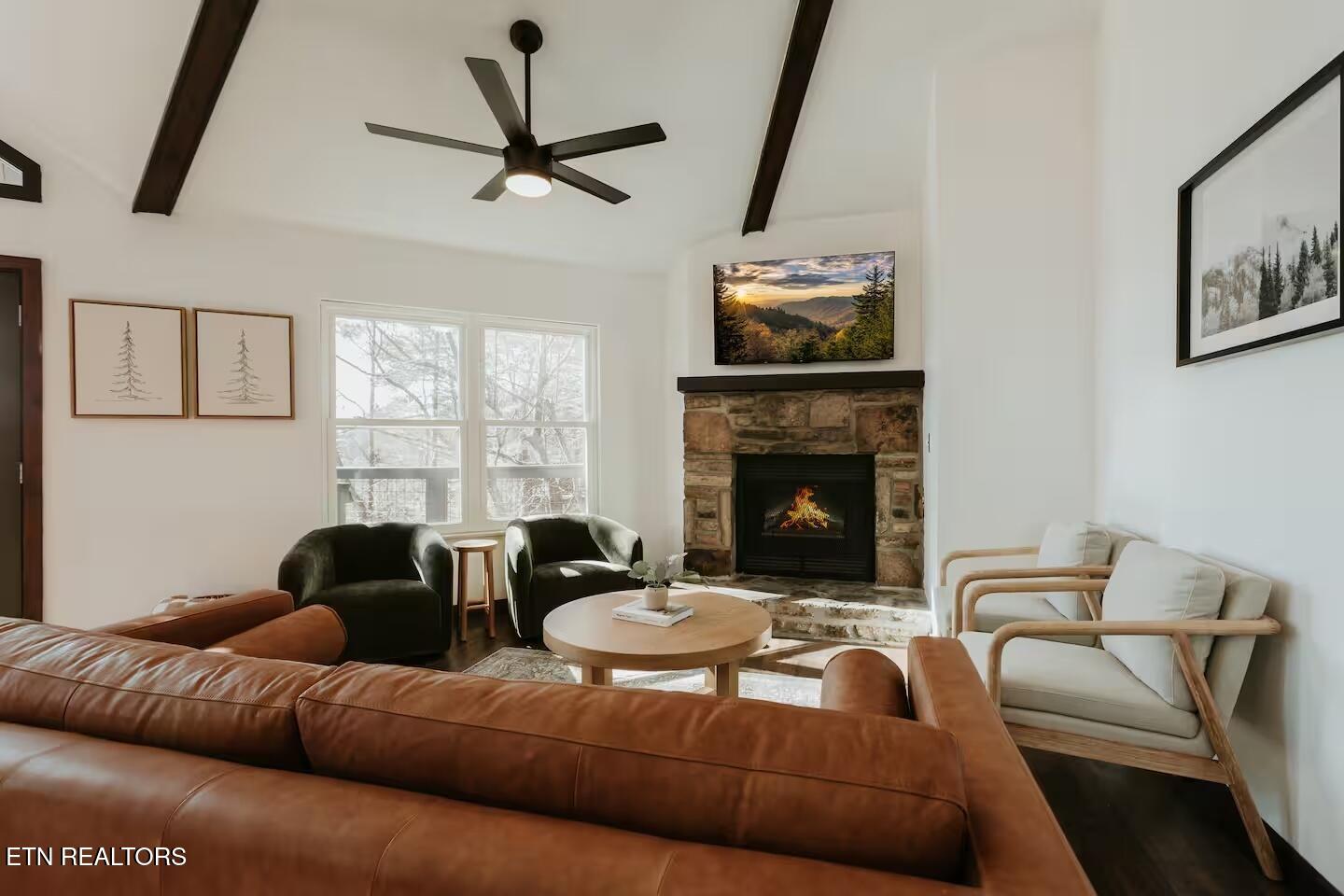 1068 E Foothills Drive Gatlinburg TN 37738