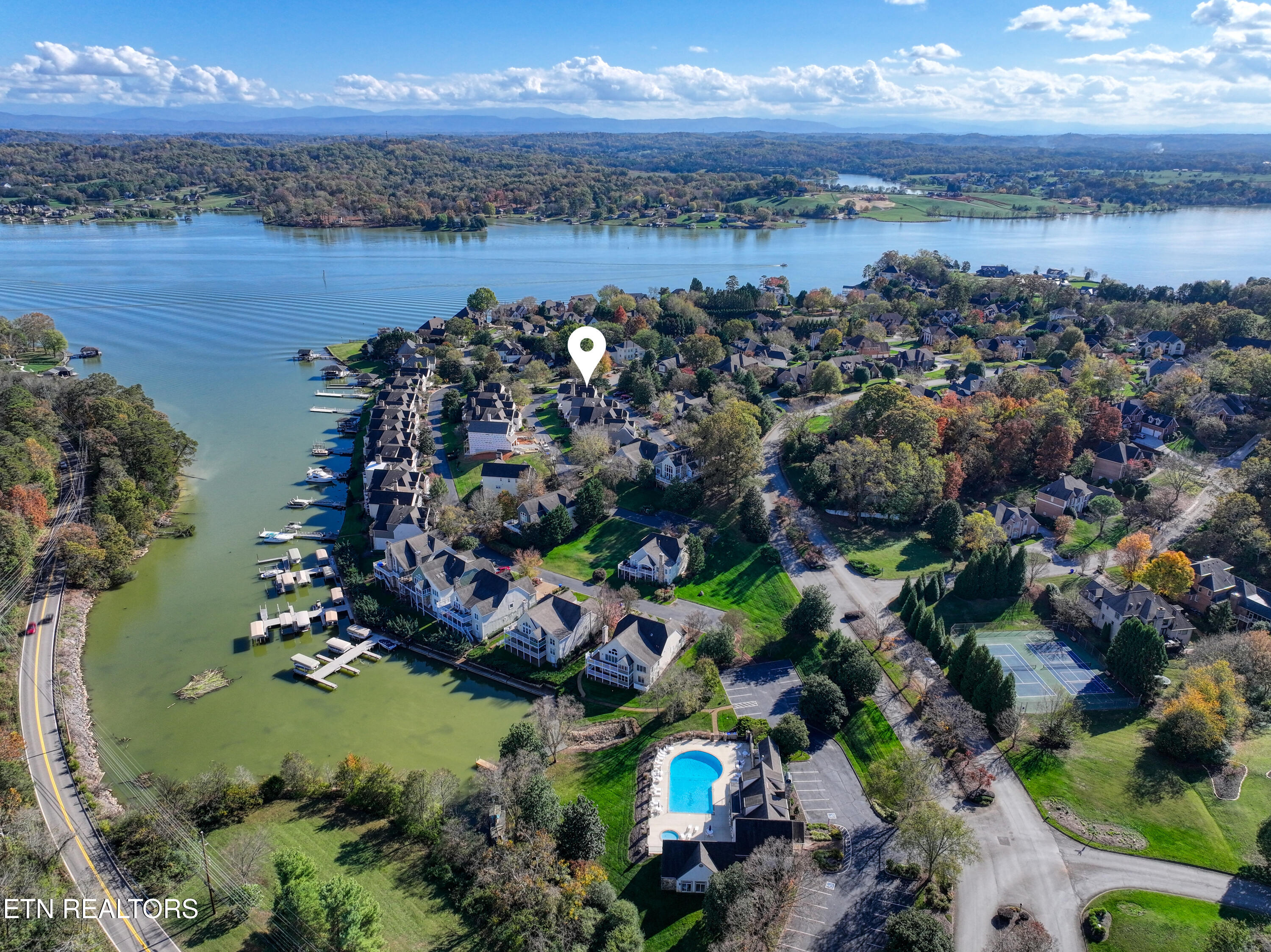 2011 Breakers Point Knoxville TN 37922