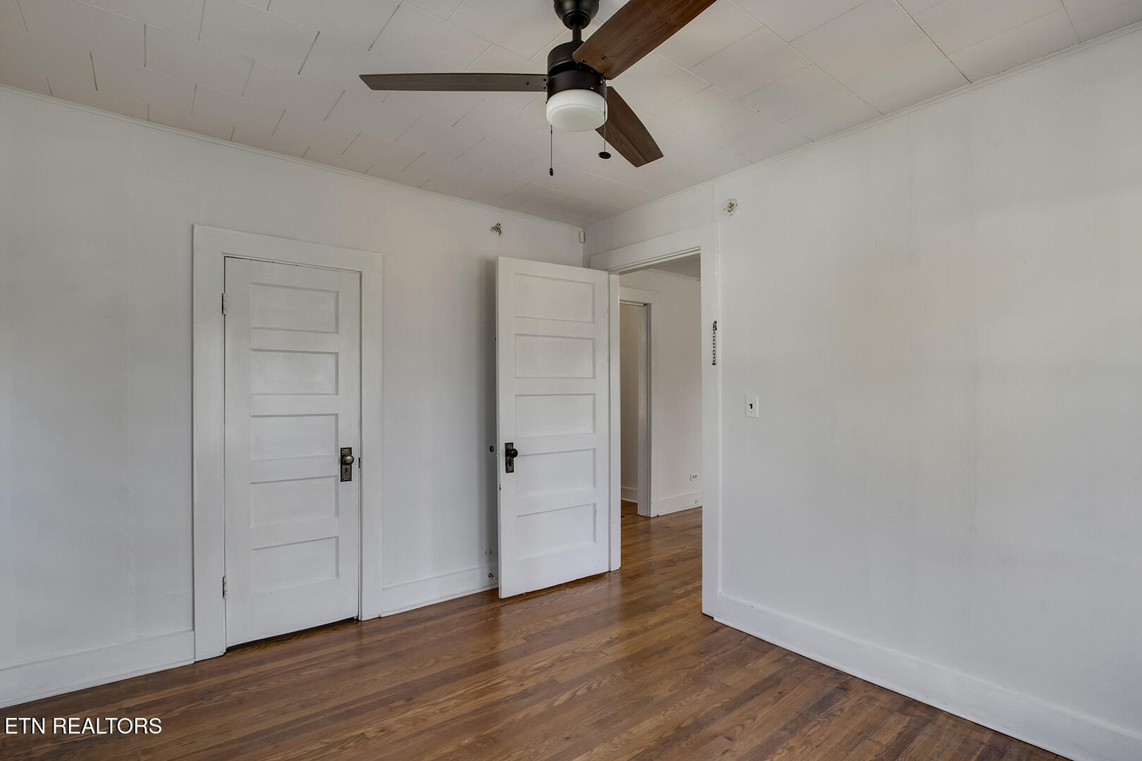 905 N C Street Lenoir City TN 37771