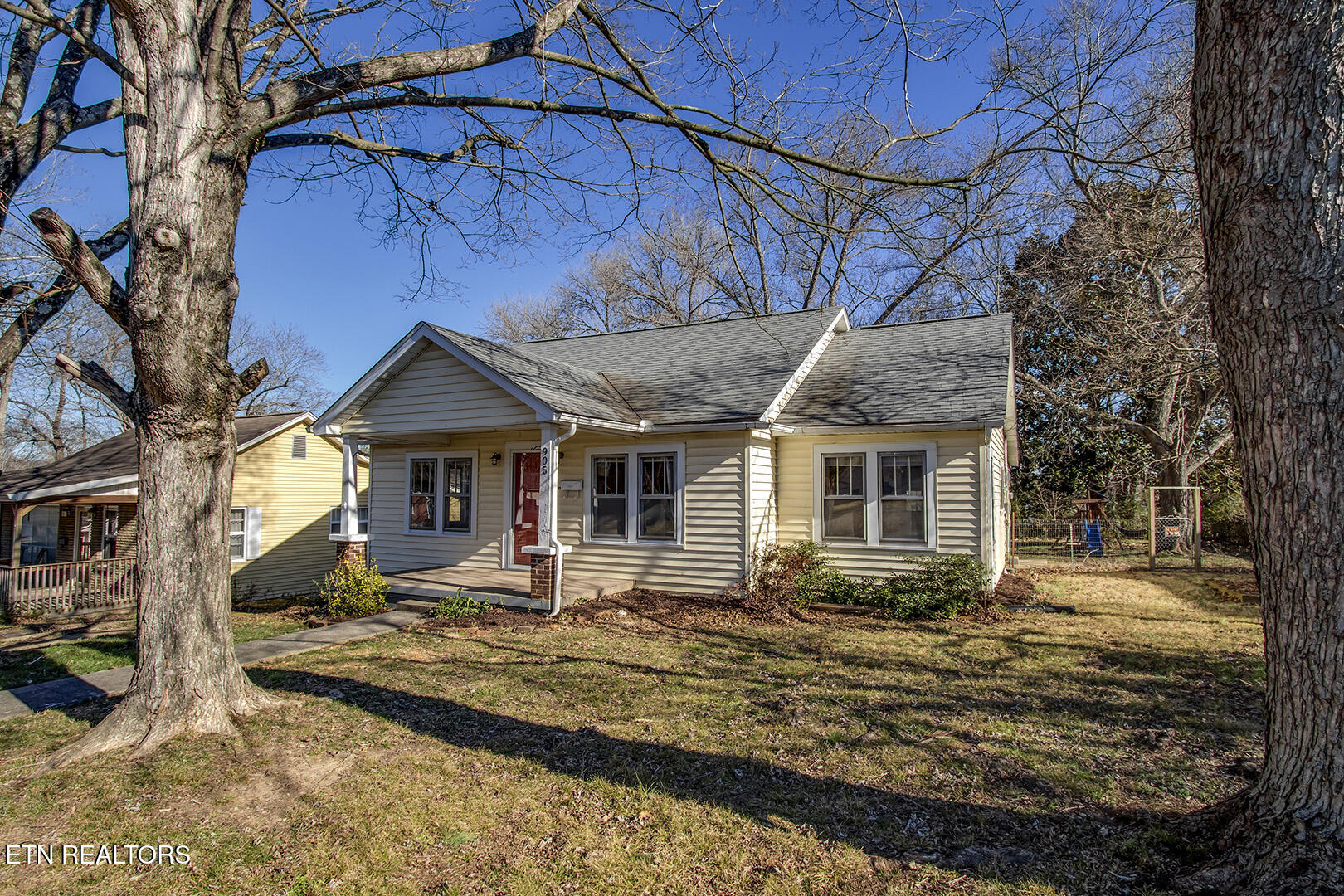 905 N C Street Lenoir City TN 37771