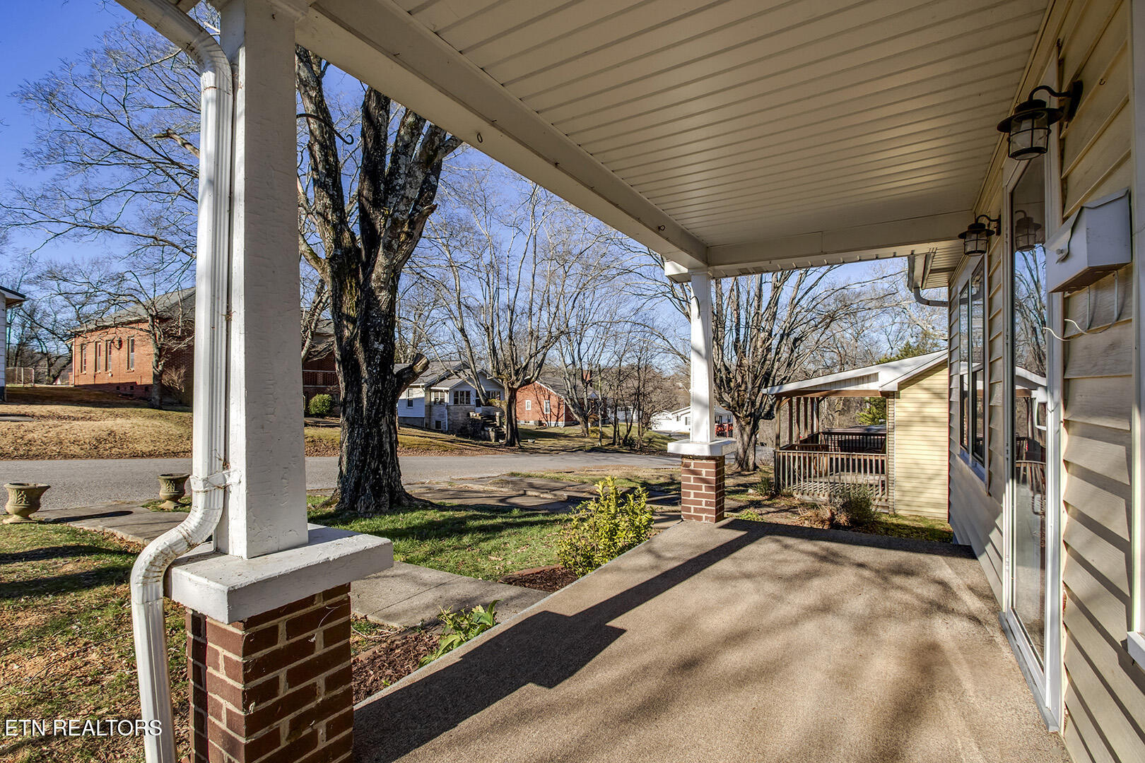 905 N C Street Lenoir City TN 37771