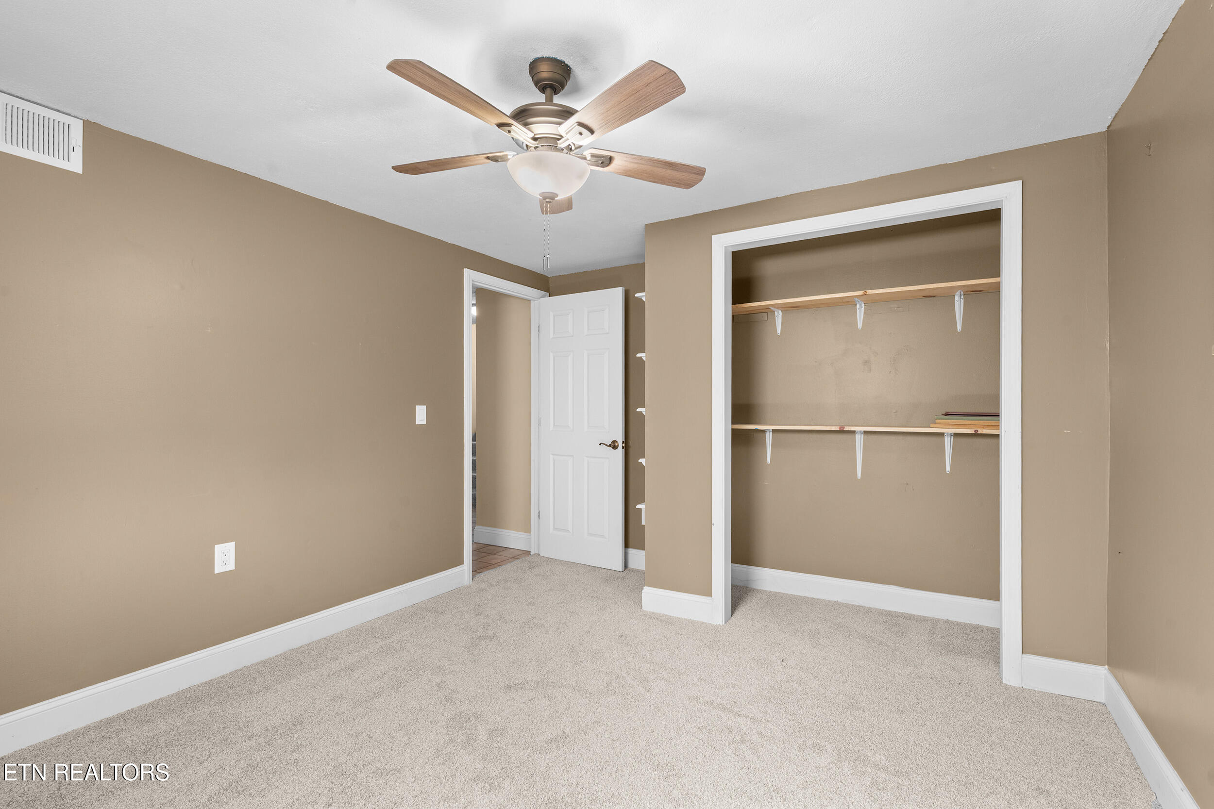4685 Robinhood Circle Strawberry Plains TN 37871