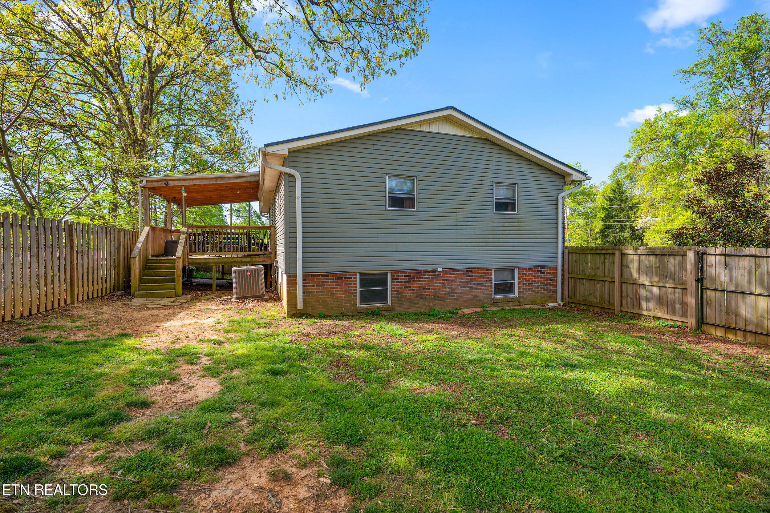 4685 Robinhood Circle Strawberry Plains TN 37871