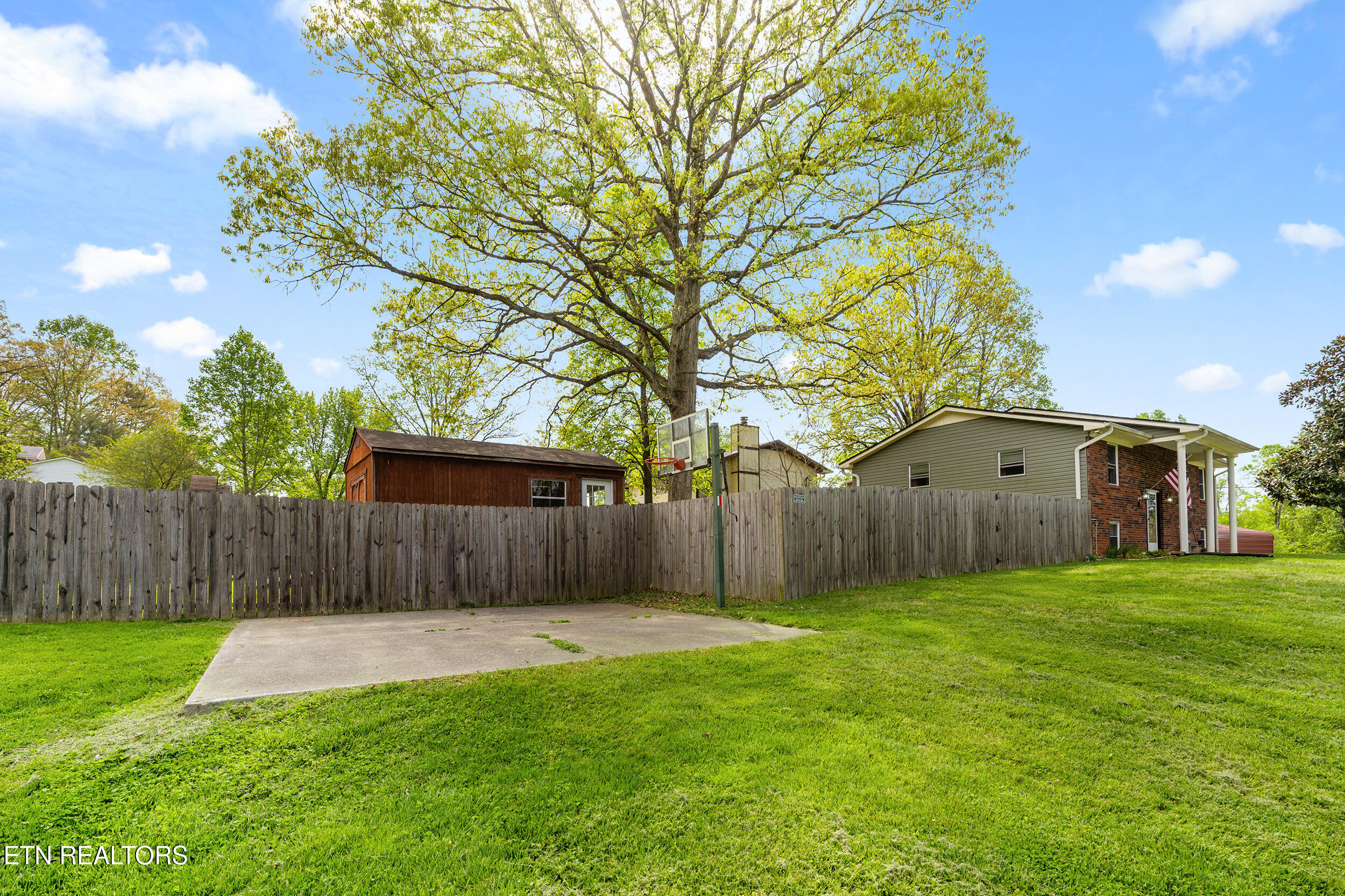 4685 Robinhood Circle Strawberry Plains TN 37871