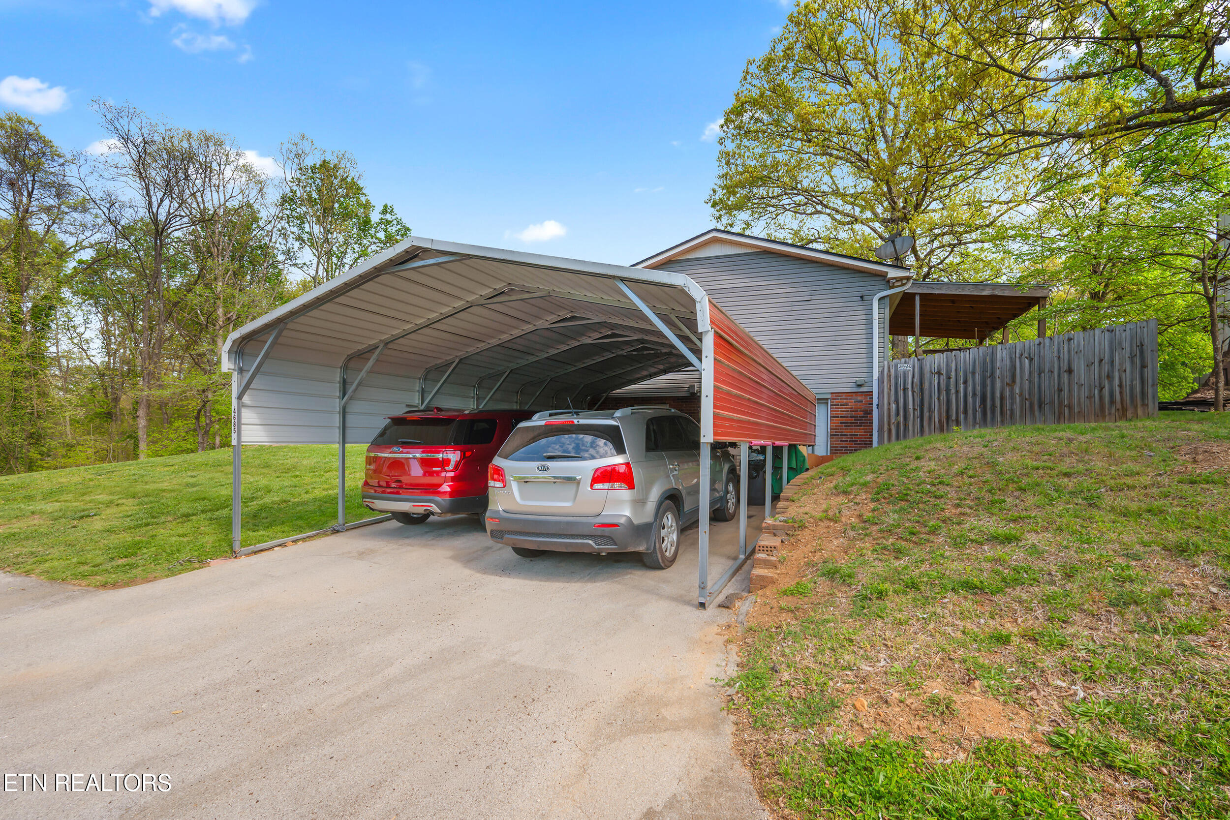 4685 Robinhood Circle Strawberry Plains TN 37871