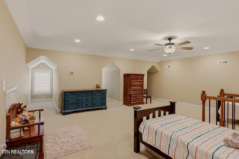 142 Center Park Lane Oak Ridge TN 37830