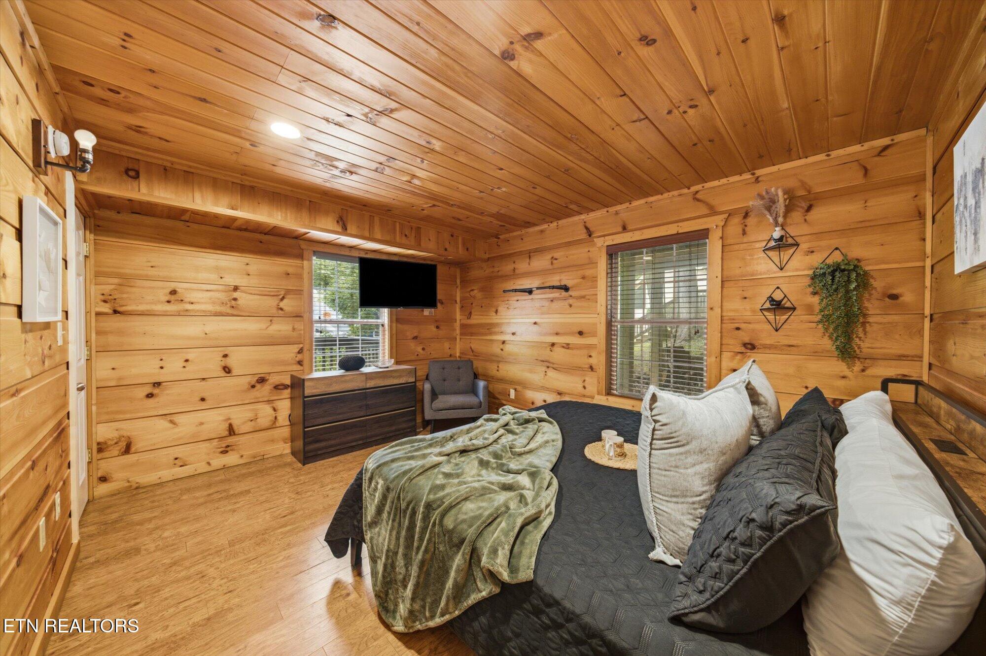 656 Morning Mist Way Gatlinburg TN 37738