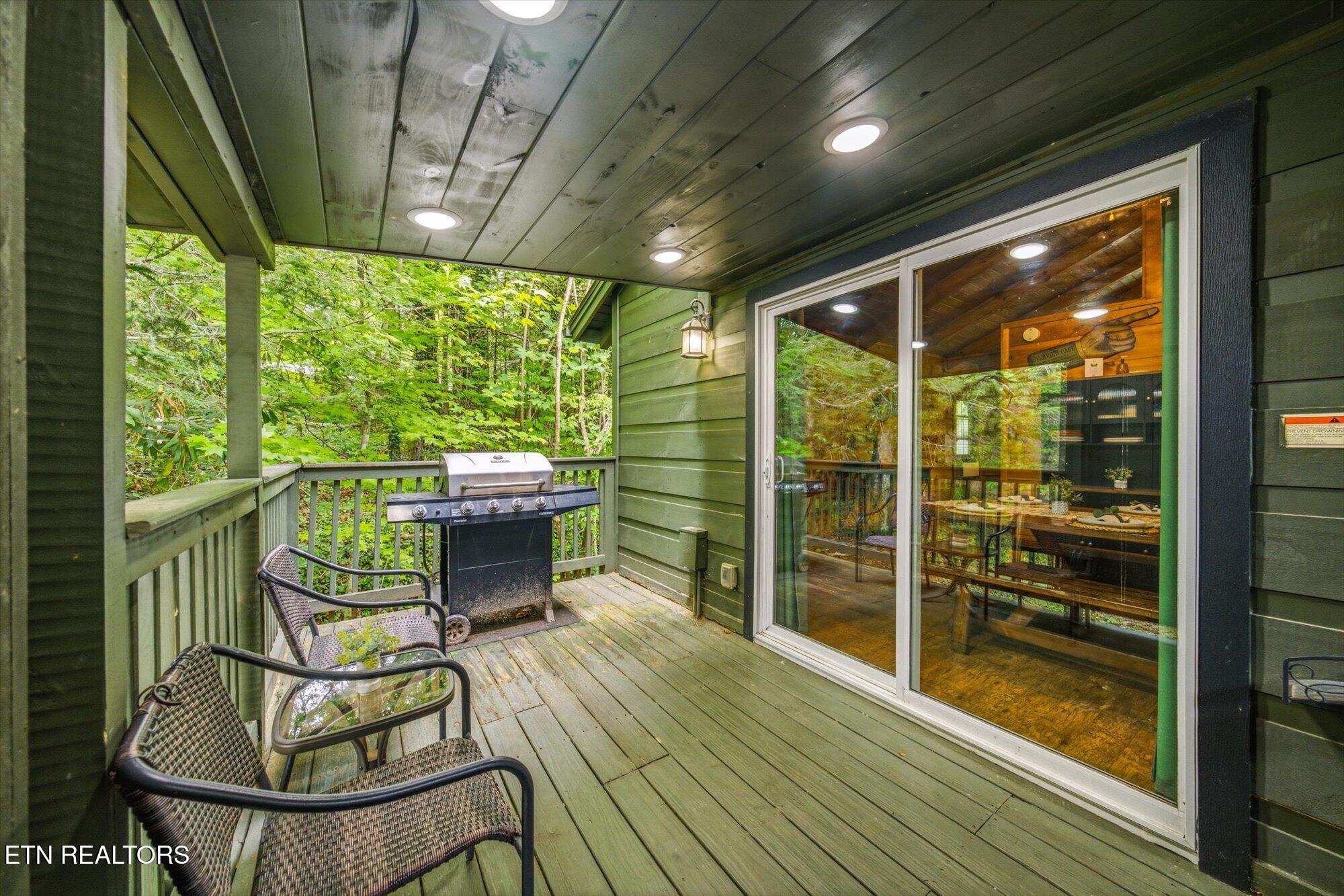 656 Morning Mist Way Gatlinburg TN 37738