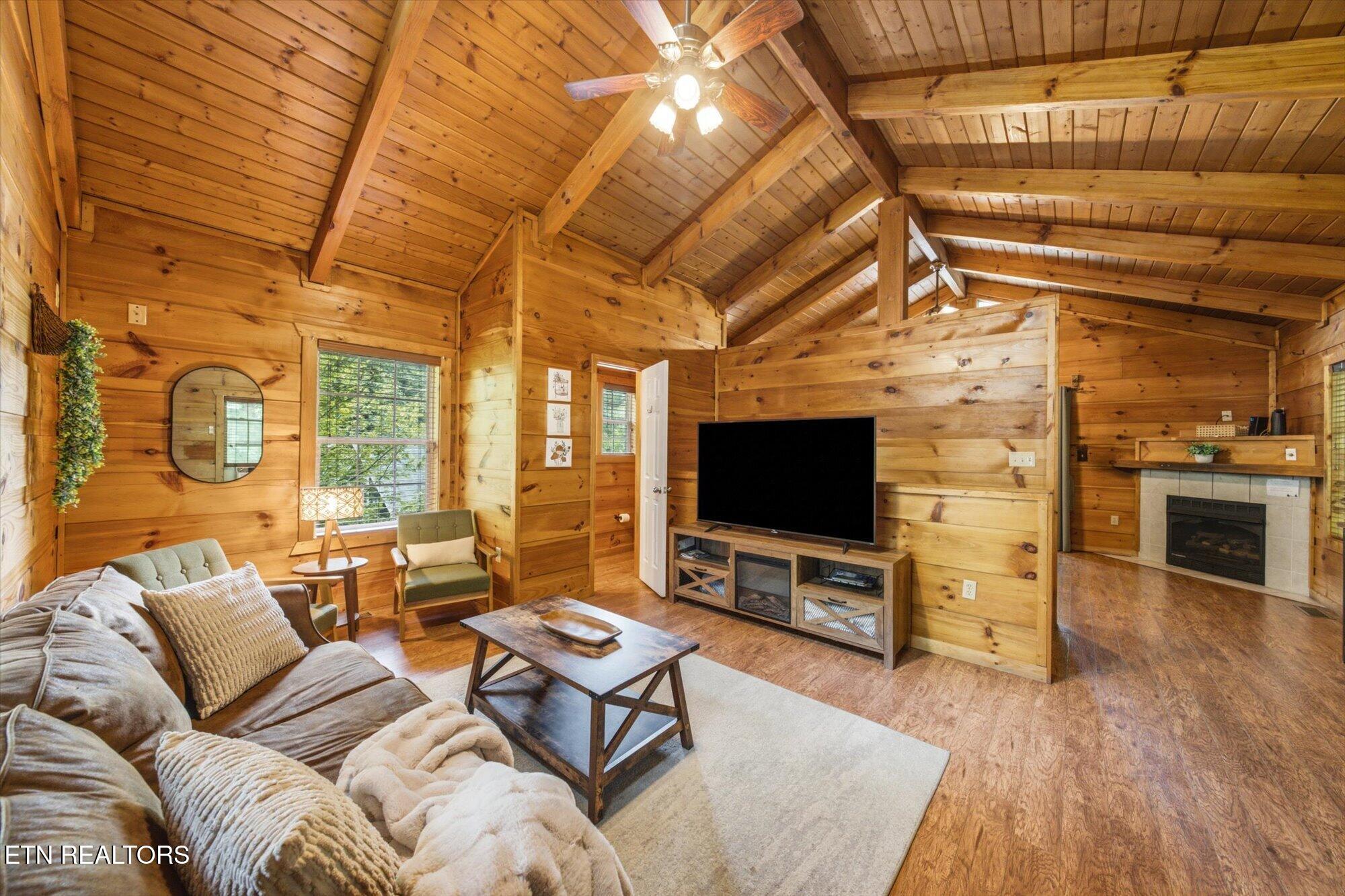 656 Morning Mist Way Gatlinburg TN 37738