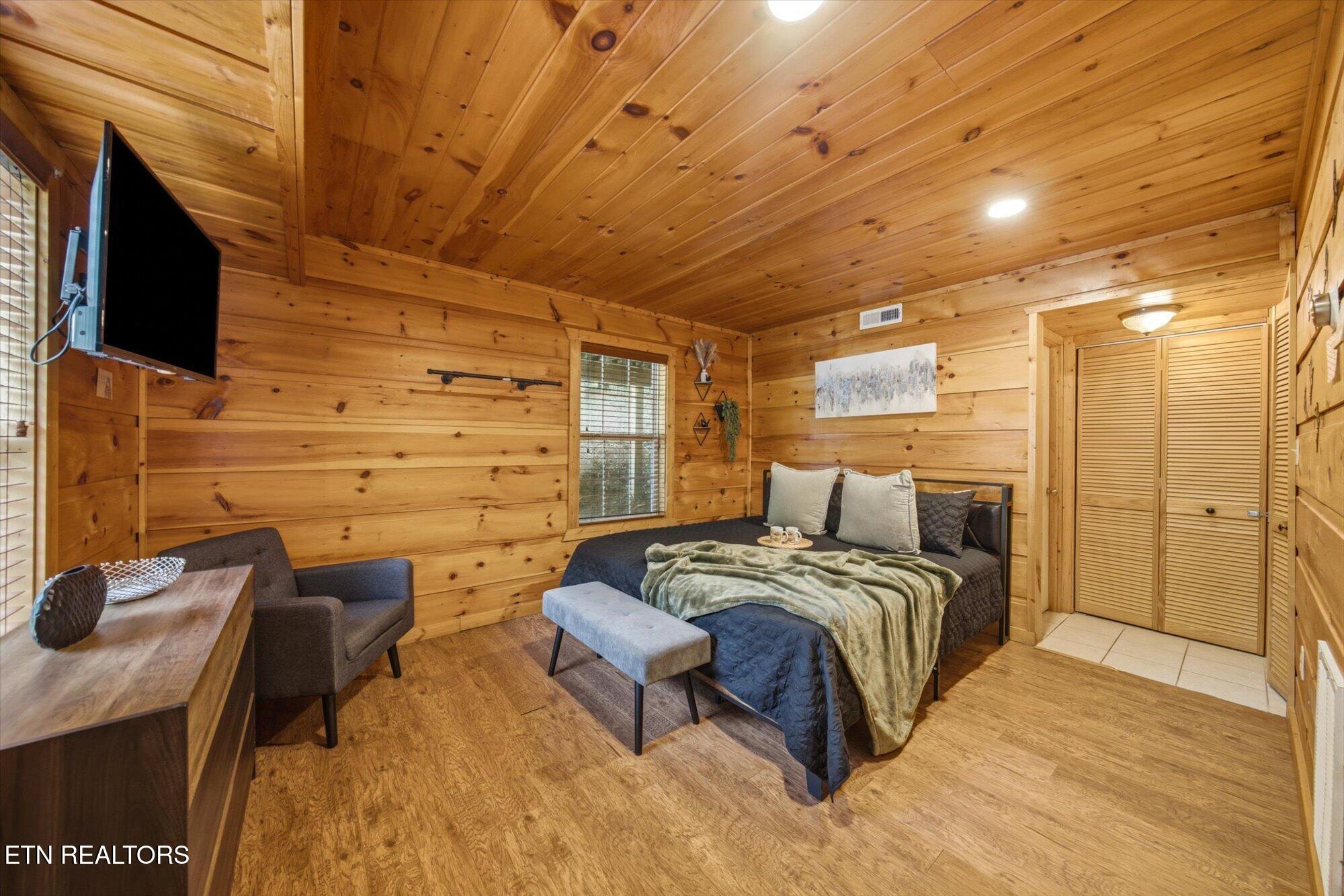 656 Morning Mist Way Gatlinburg TN 37738