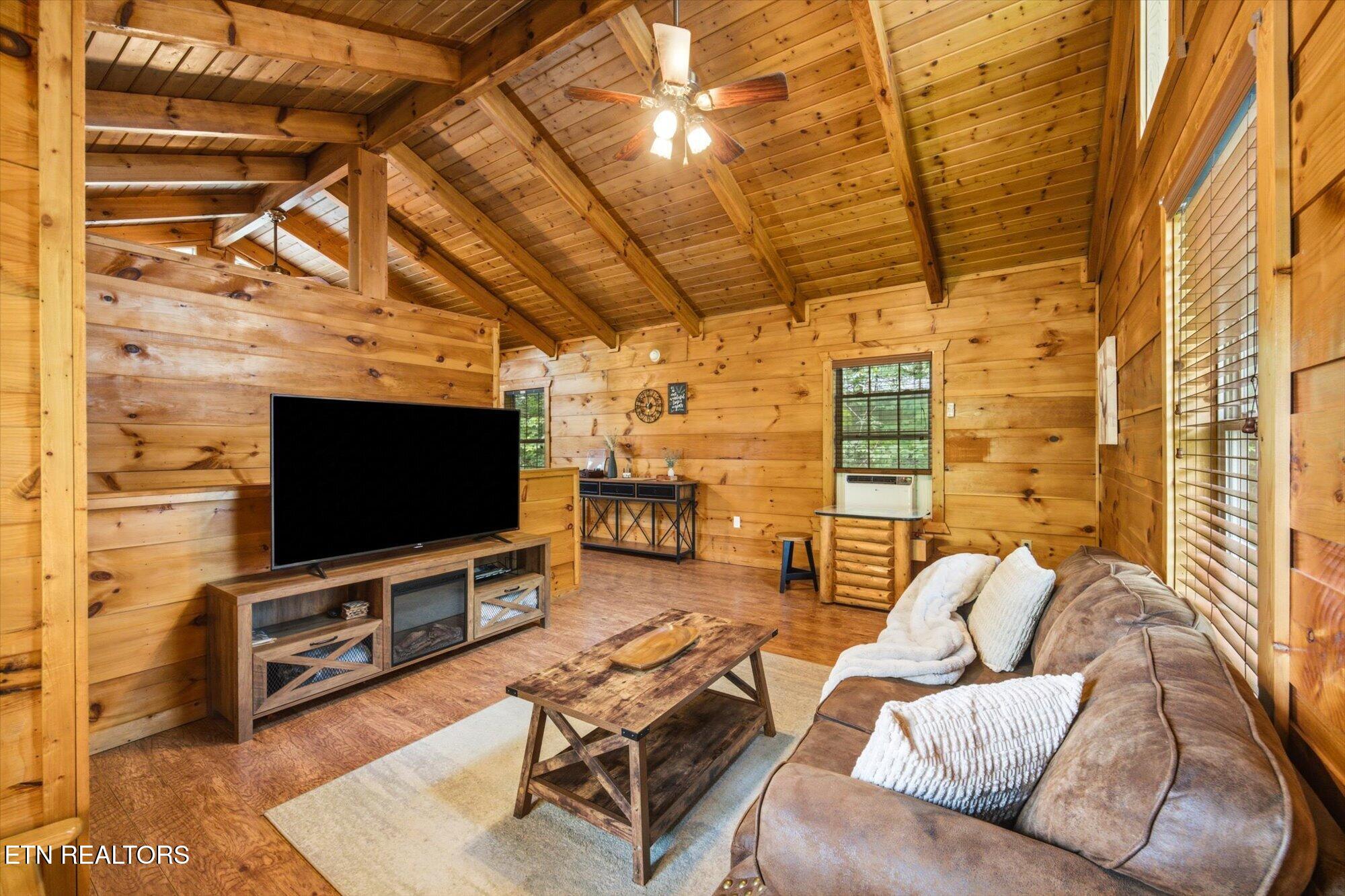 656 Morning Mist Way Gatlinburg TN 37738
