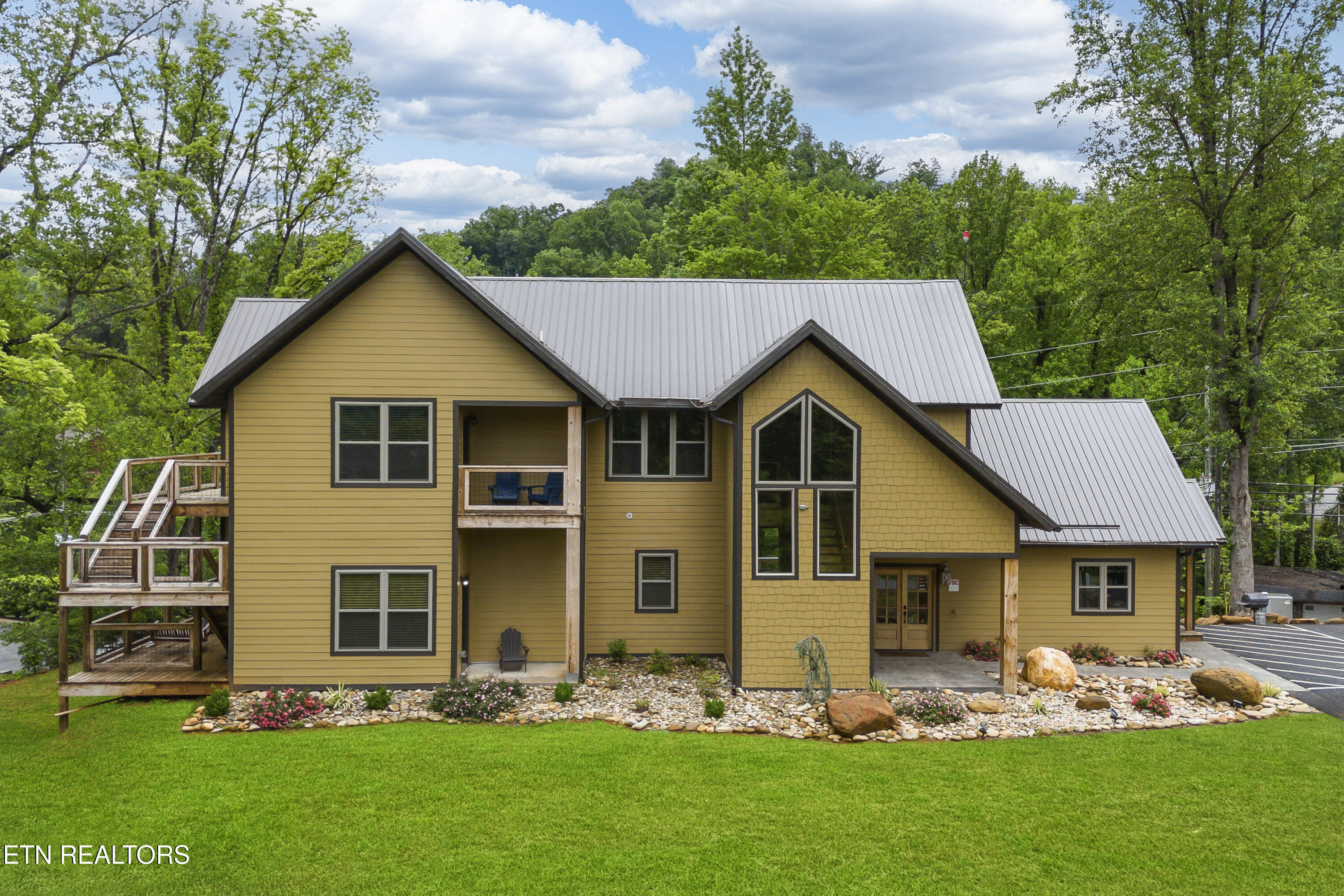 606 Cherokee Orchard Road Gatlinburg TN 37738