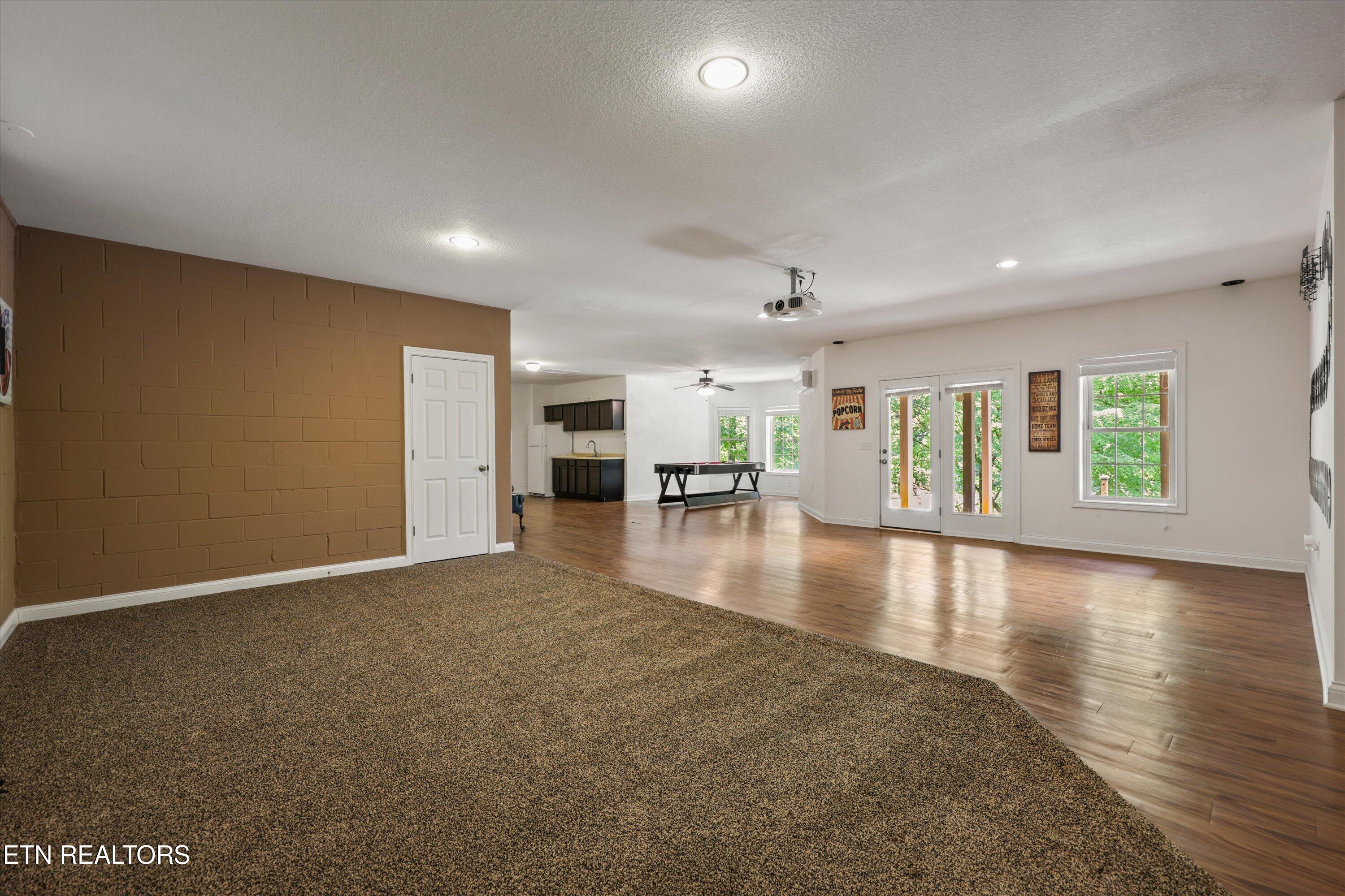 1121 S Sequoyah Drive Friendsville TN 37737
