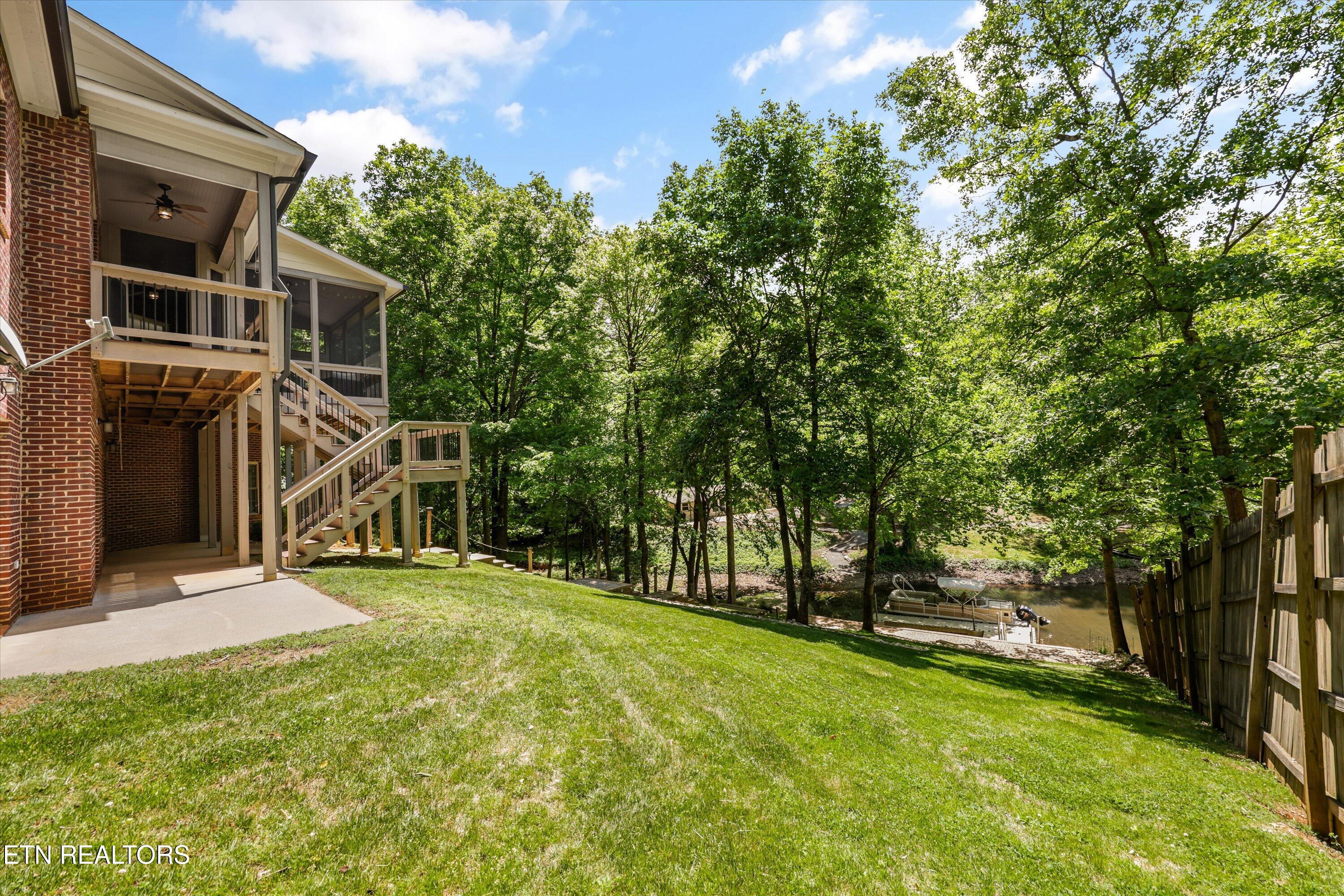 1121 S Sequoyah Drive Friendsville TN 37737