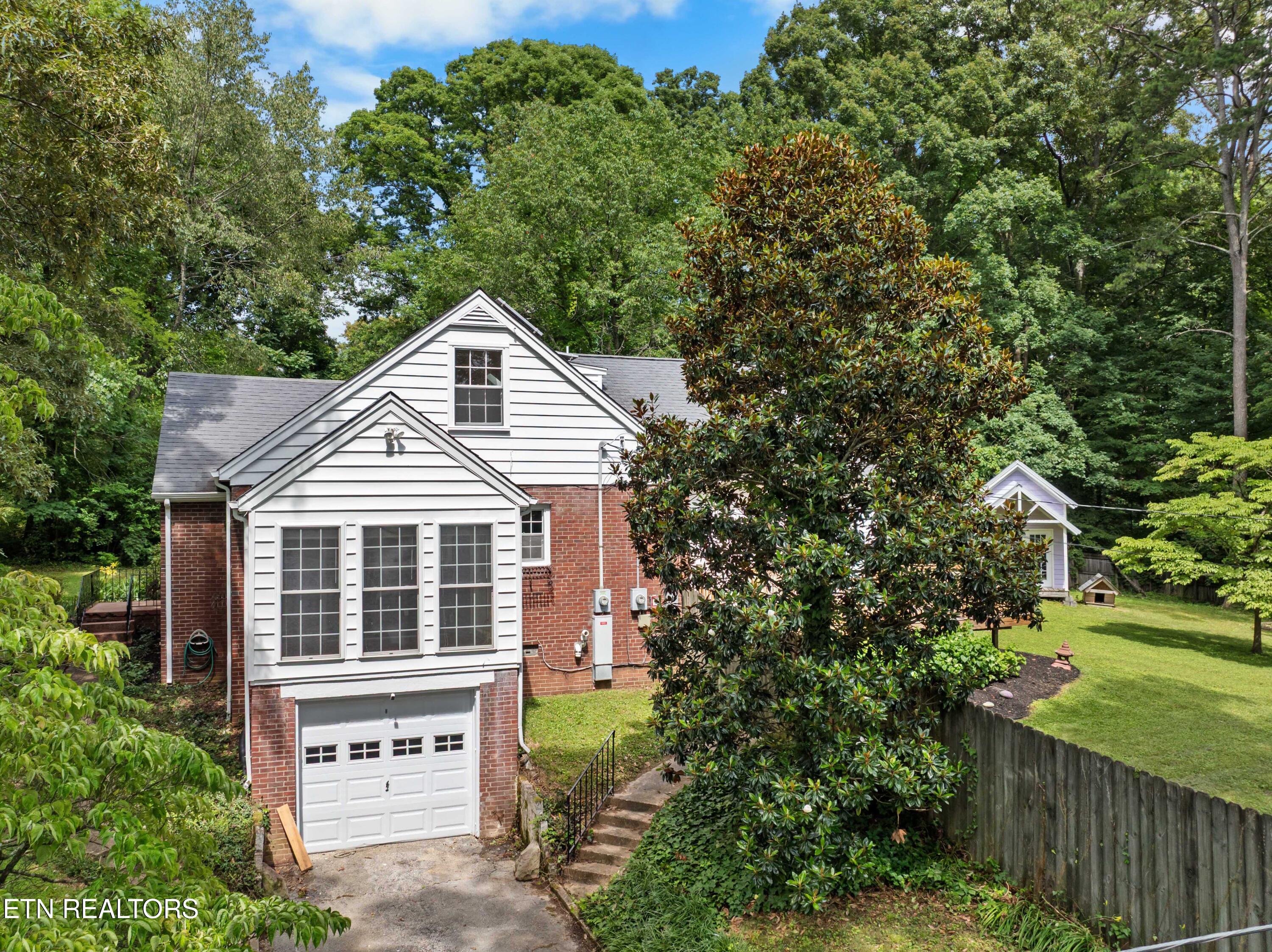 4300 Fulton Drive Knoxville TN 37918