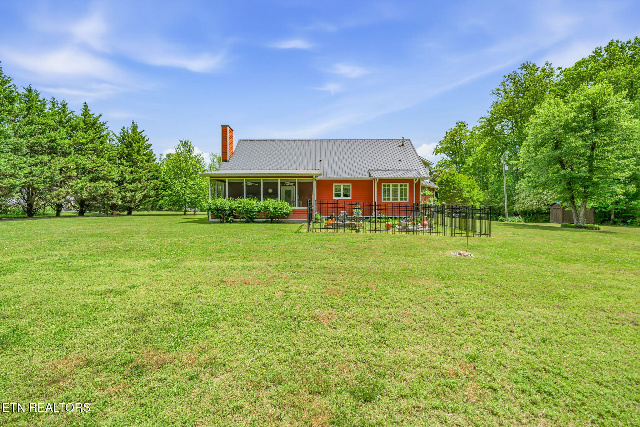 141 Cumberland Road Oliver Springs TN 37840