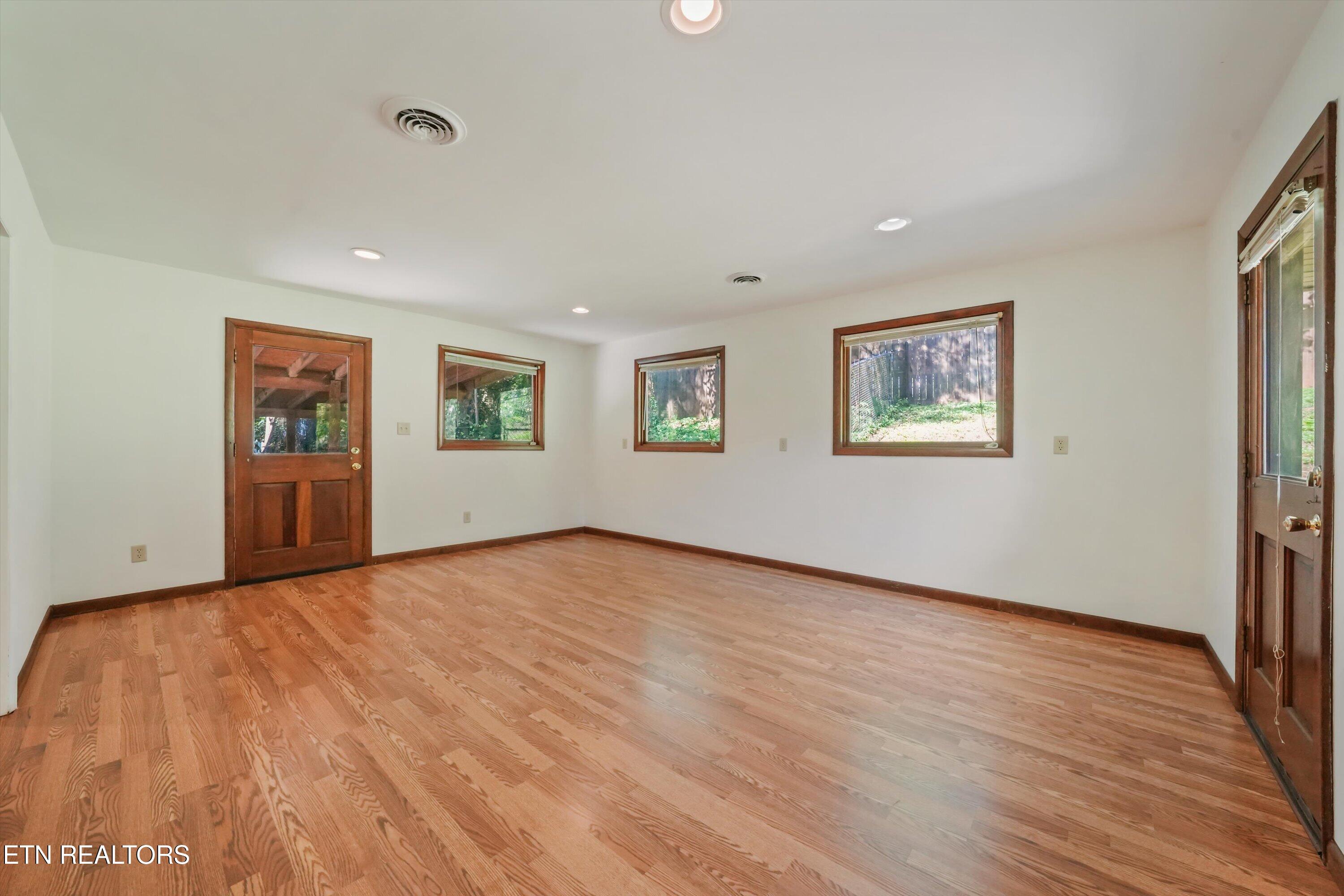 5617 Briercliff Road Knoxville TN 37918