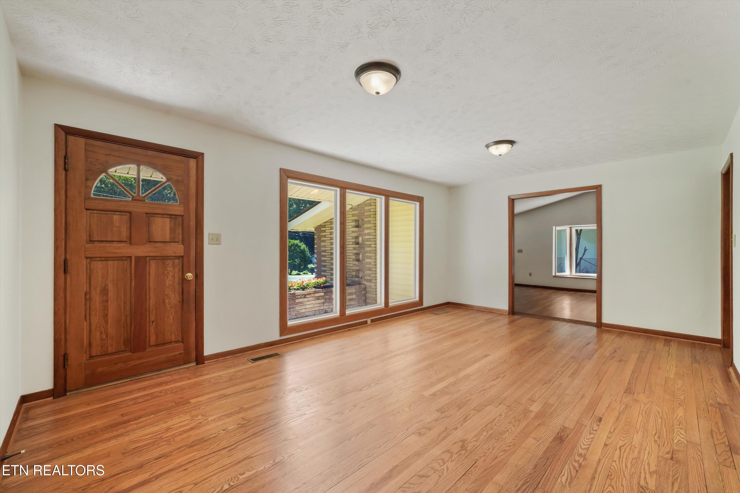 5617 Briercliff Road Knoxville TN 37918