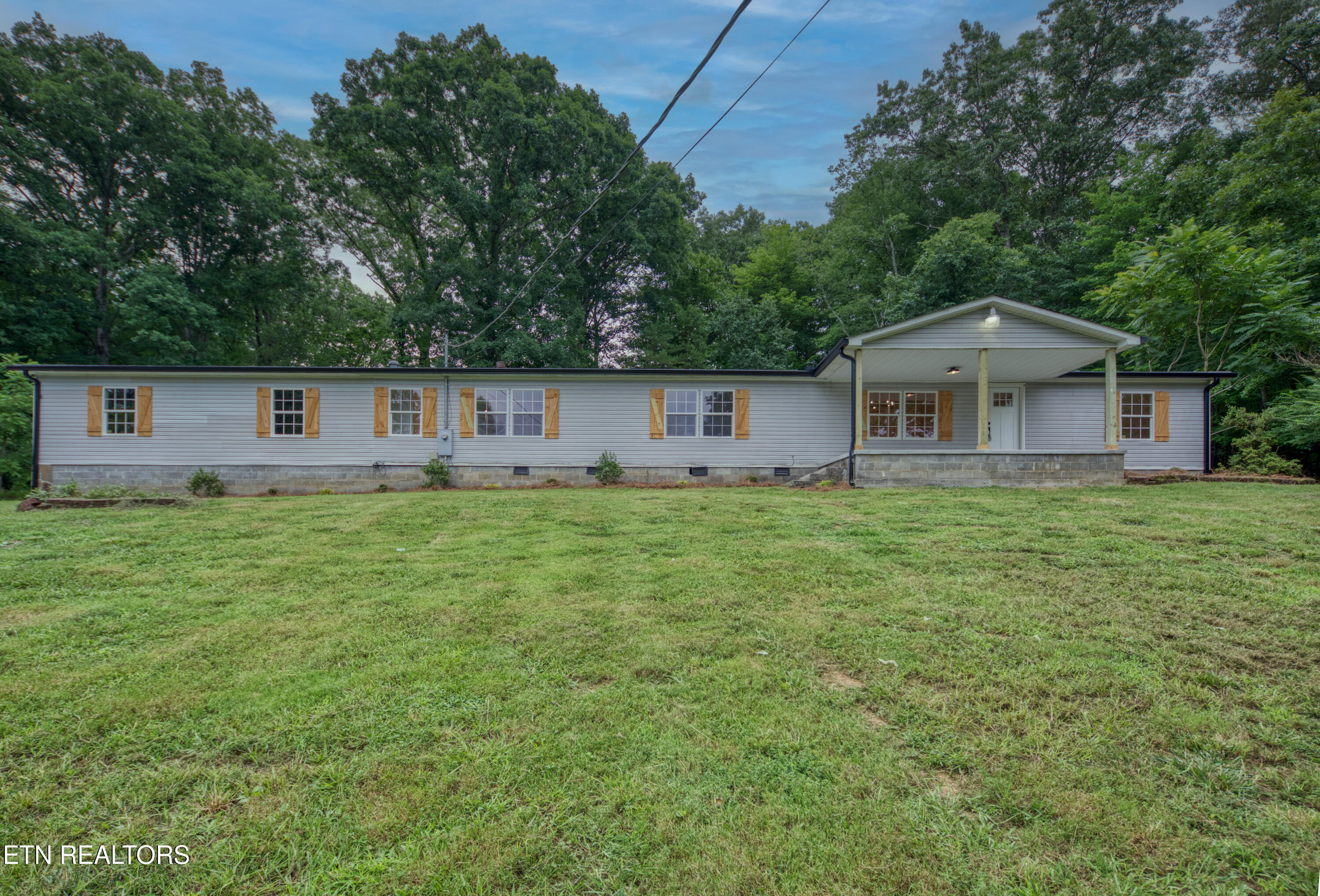 131 Collier Drive Kingston TN 37763