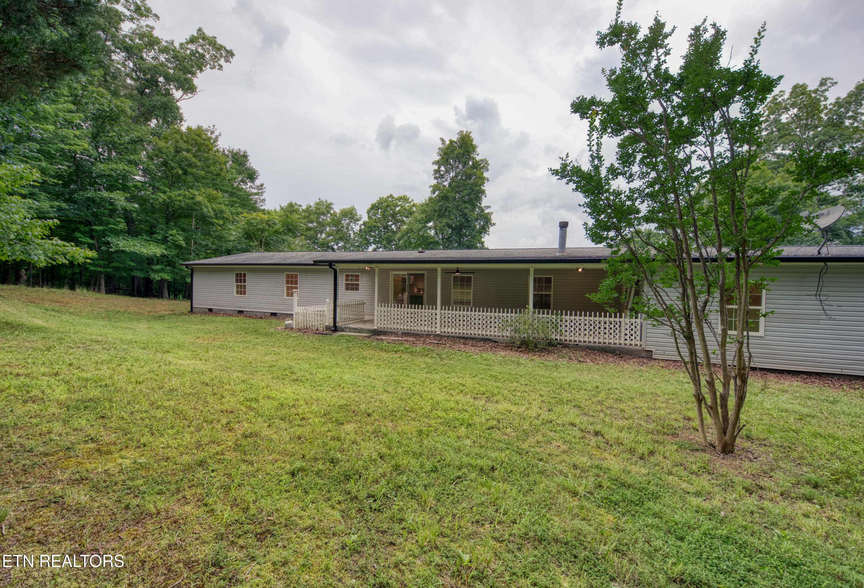131 Collier Drive Kingston TN 37763
