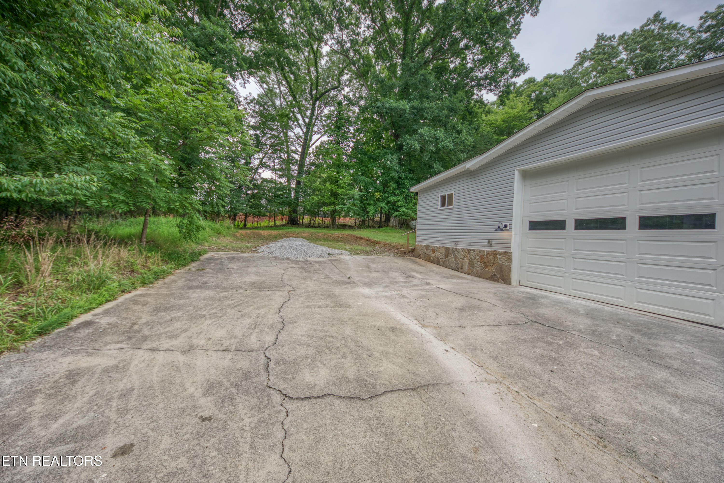 131 Collier Drive Kingston TN 37763