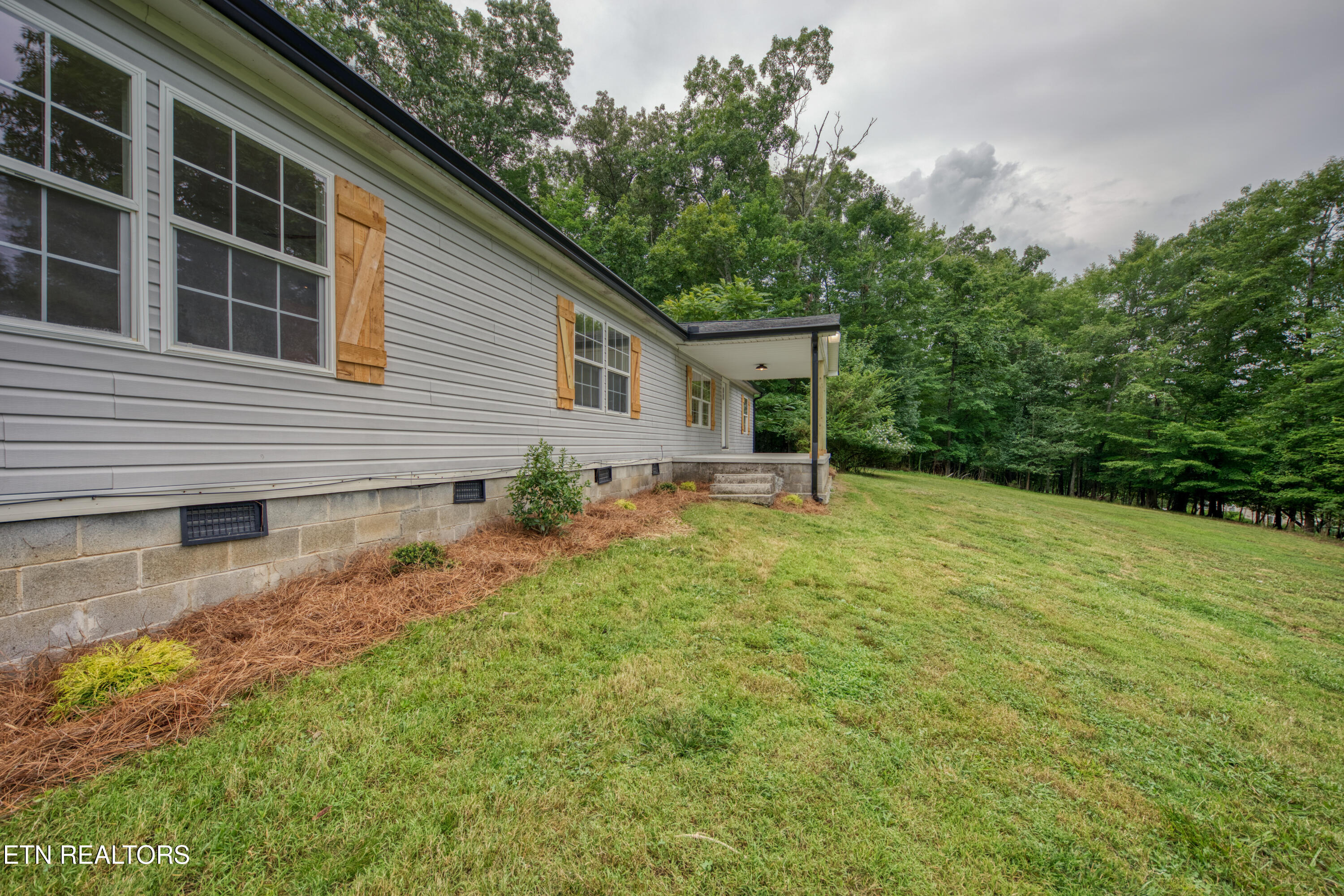 131 Collier Drive Kingston TN 37763
