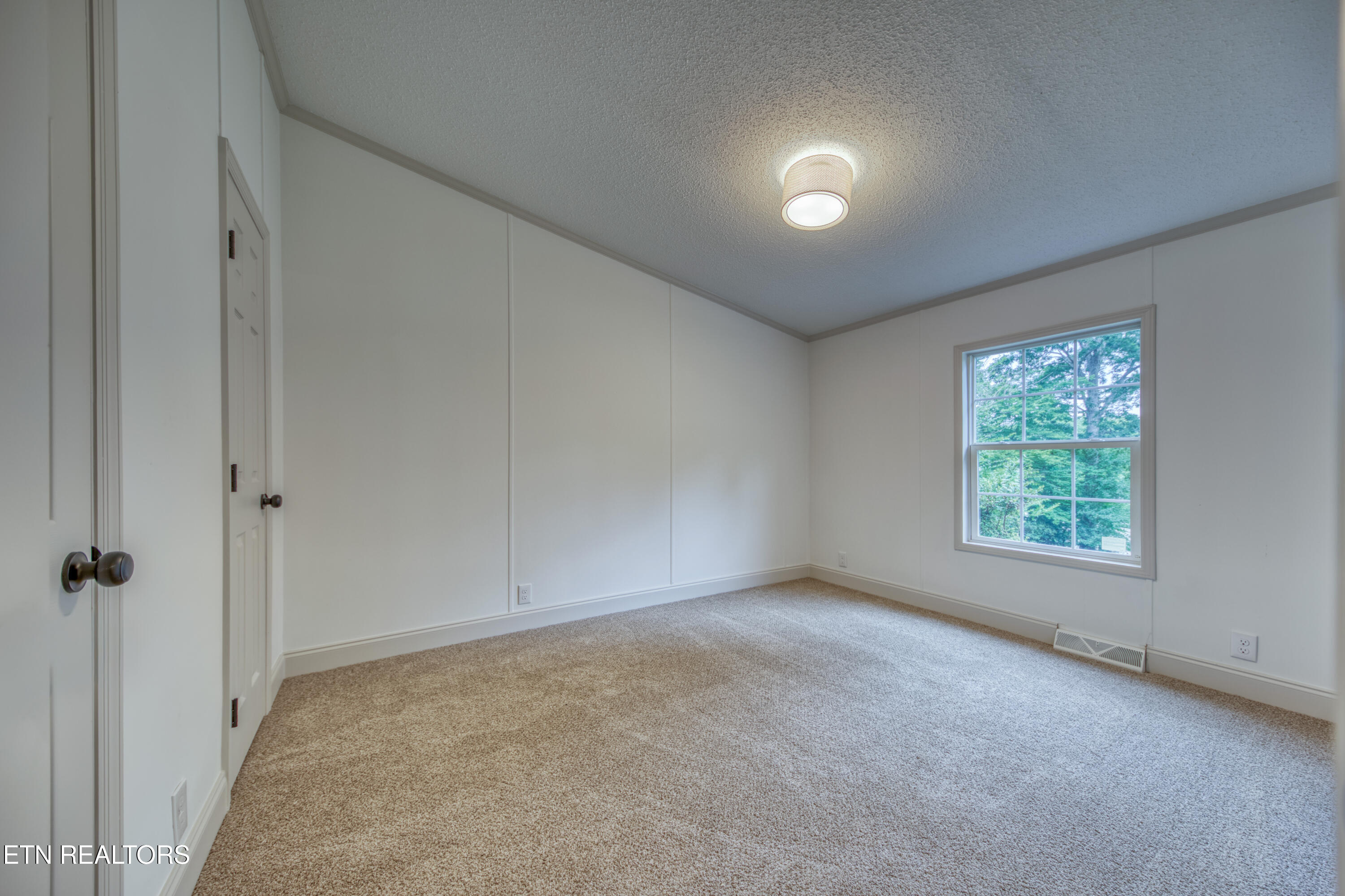 131 Collier Drive Kingston TN 37763