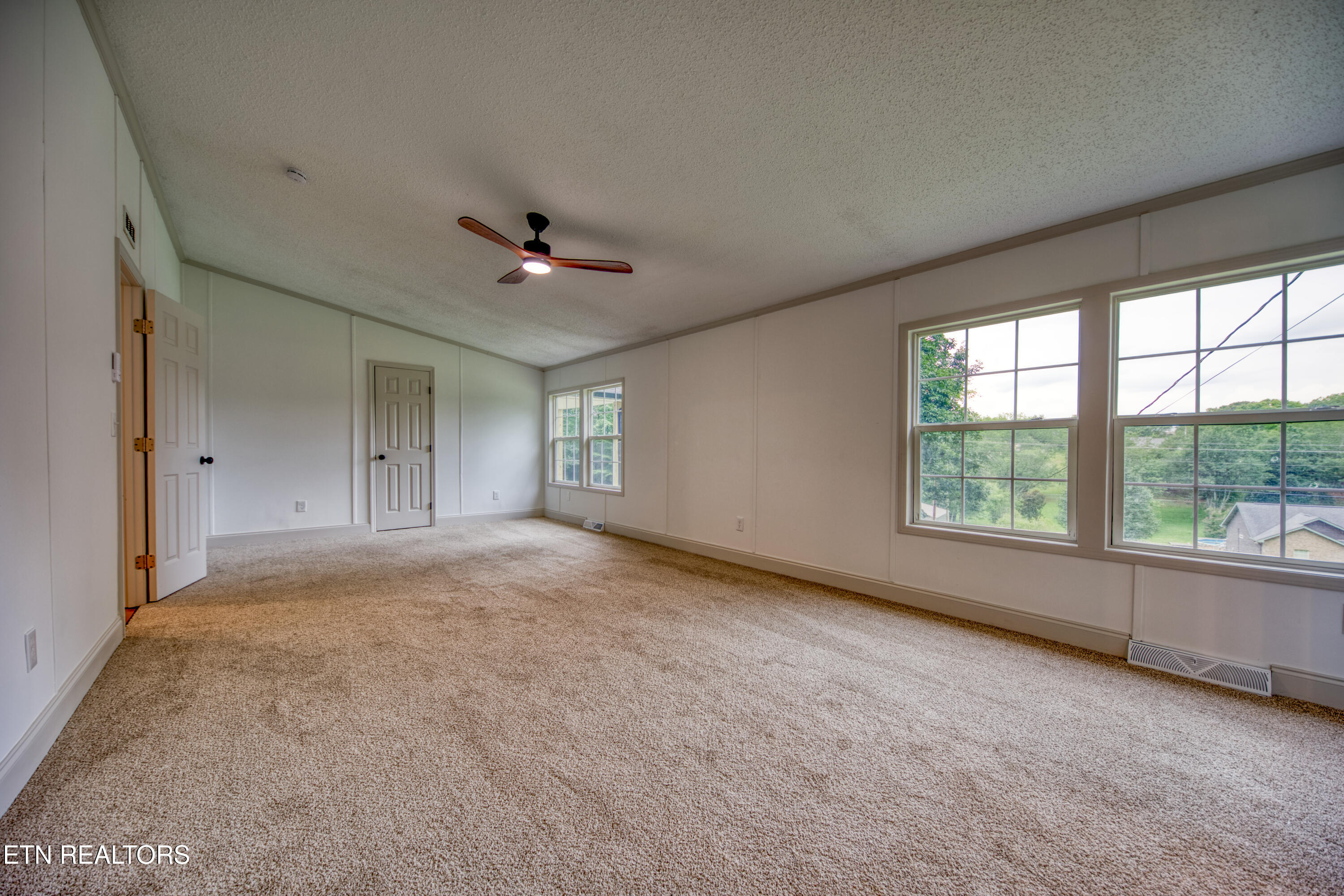 131 Collier Drive Kingston TN 37763