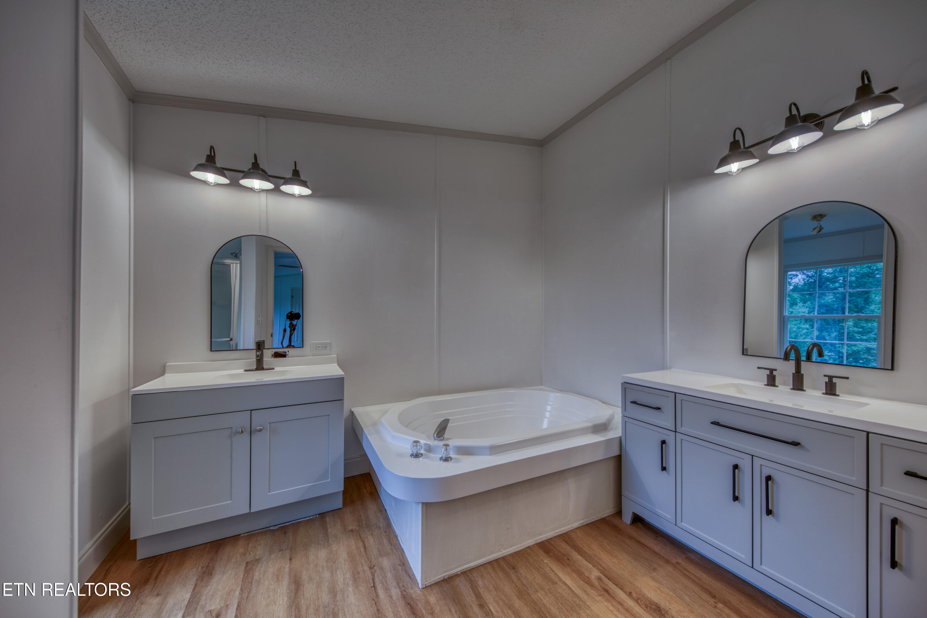 131 Collier Drive Kingston TN 37763