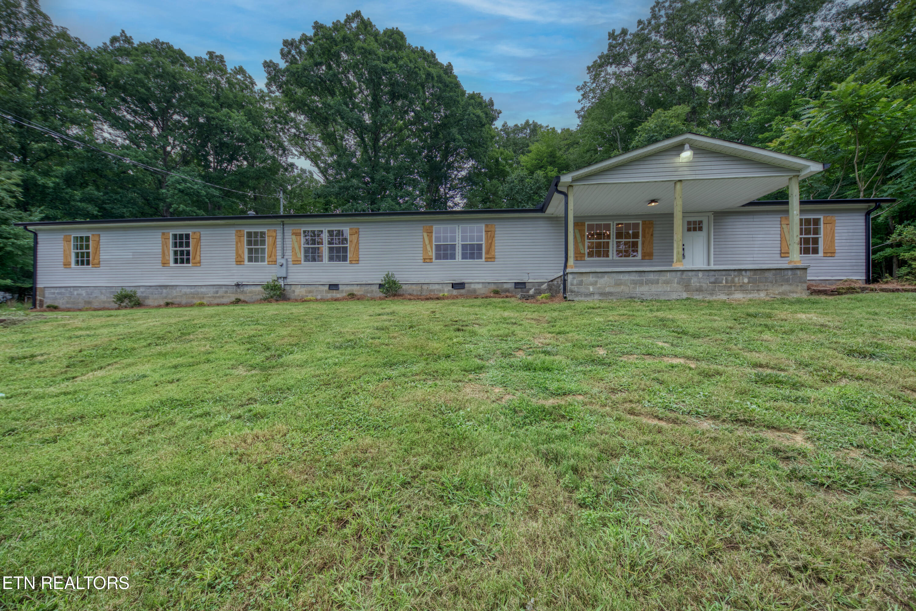 131 Collier Drive Kingston TN 37763