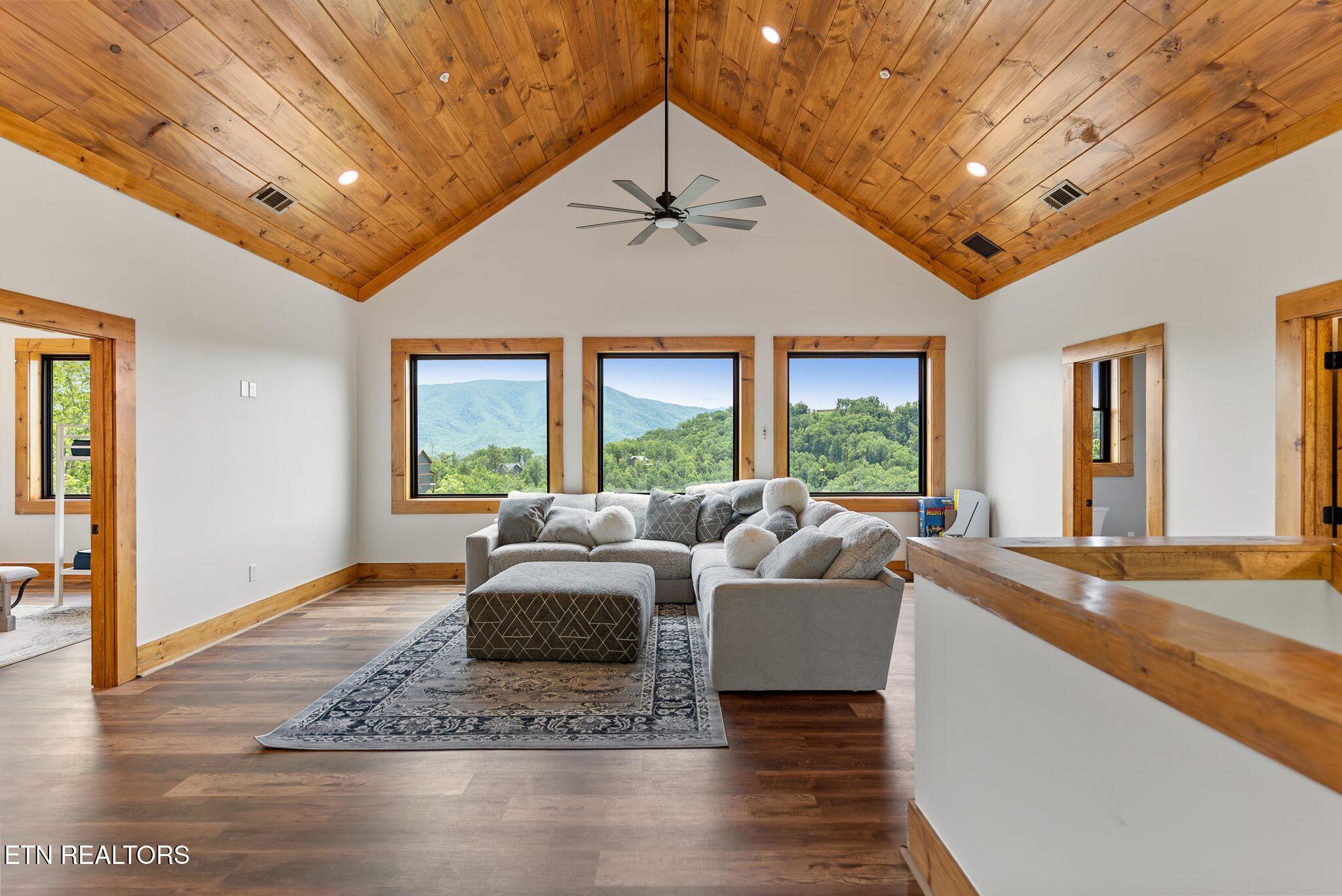 1940 Spurling Road Sevierville TN 37862