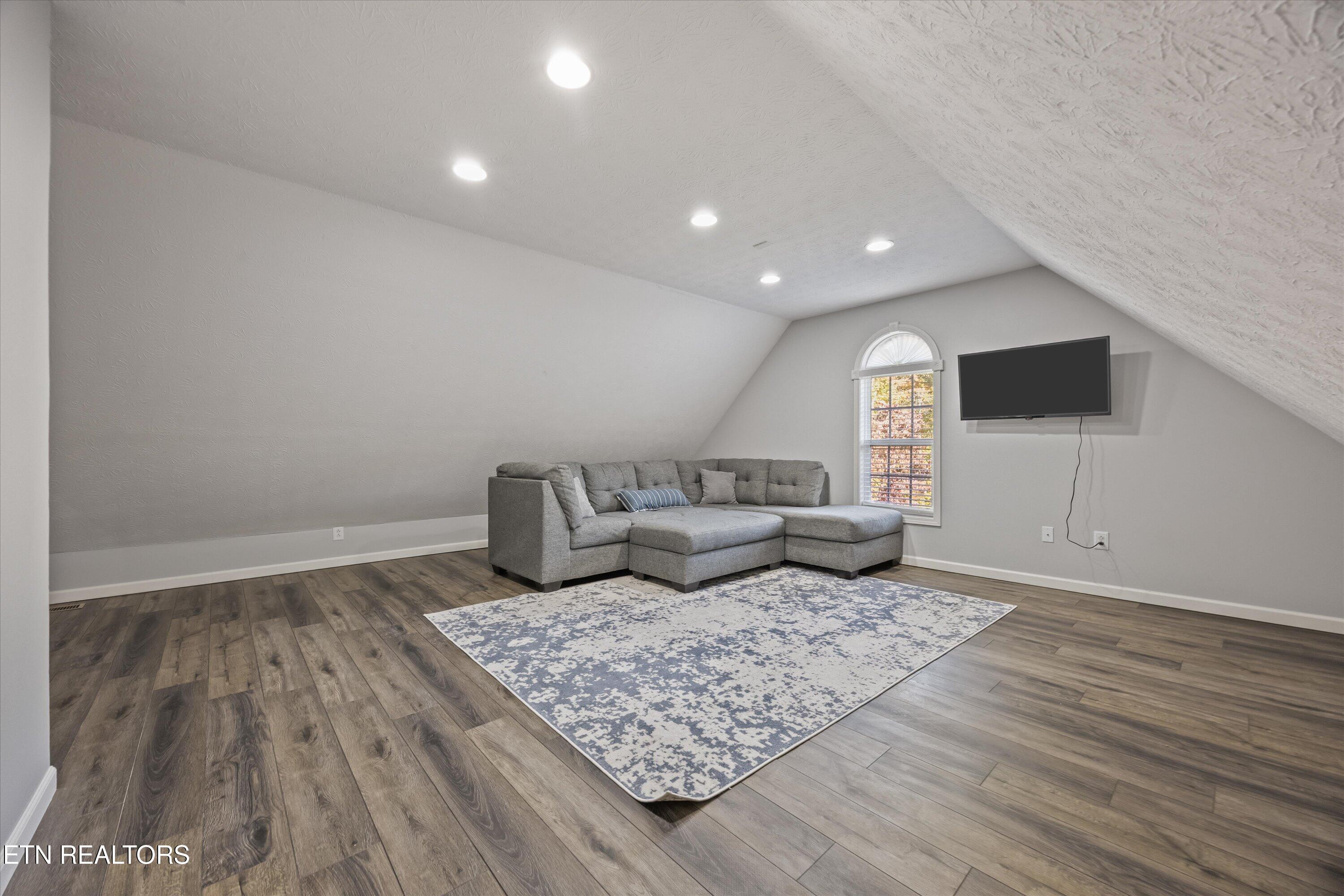 399 Mississippi Avenue Oak Ridge TN 37830