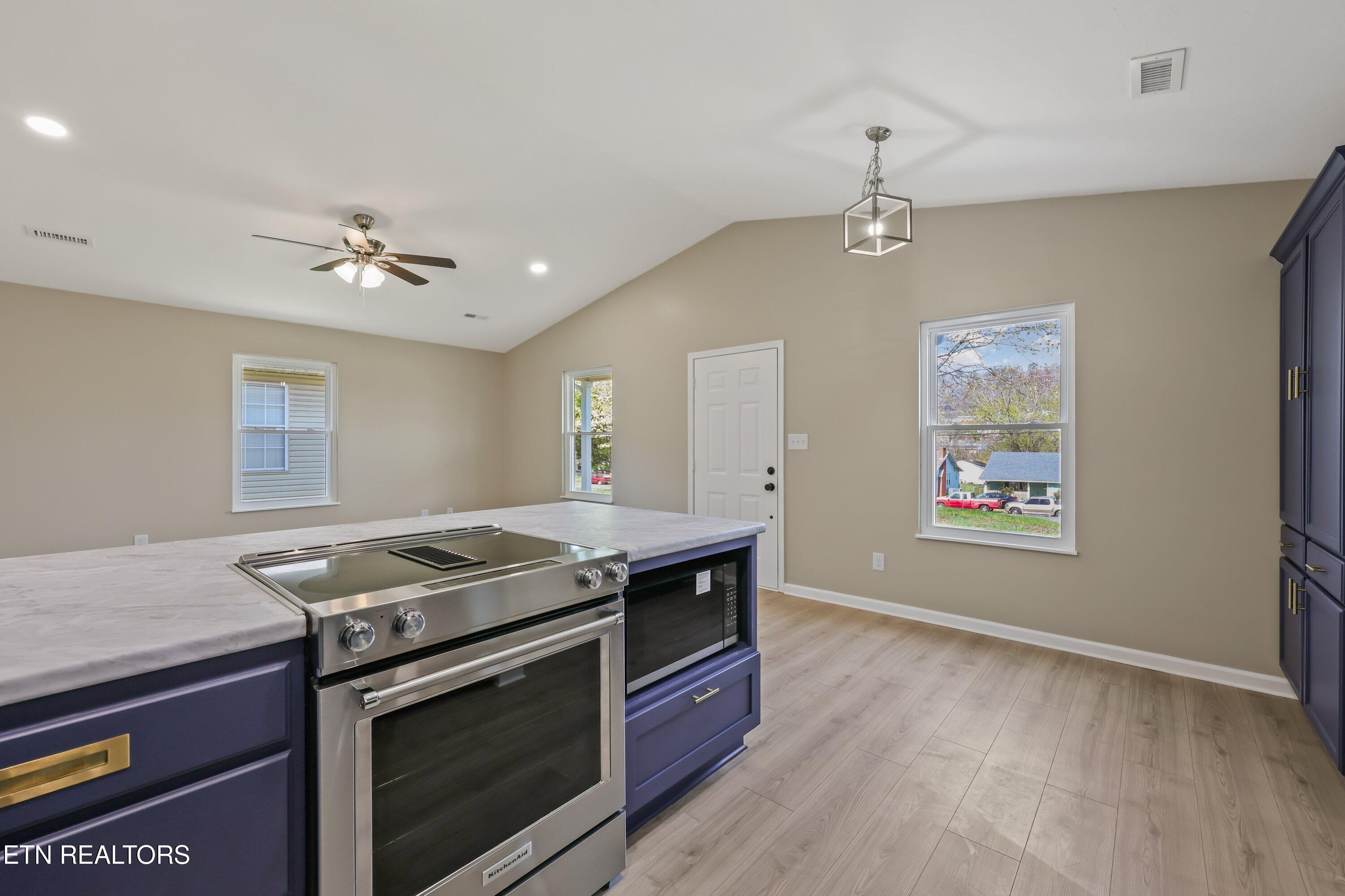 4120 Walker Boulevard Knoxville TN 37917