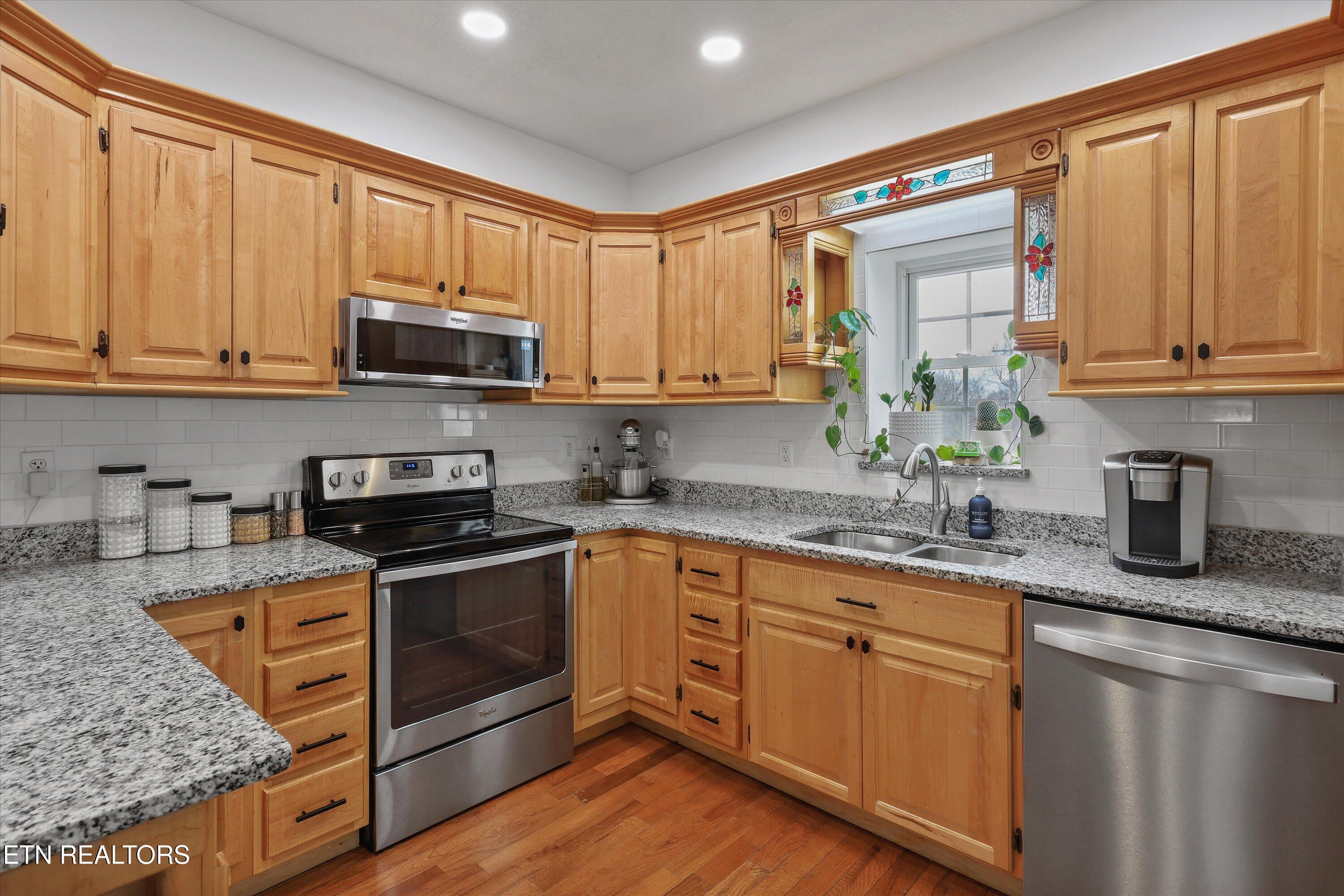 504 Park Avenue Clinton TN 37716