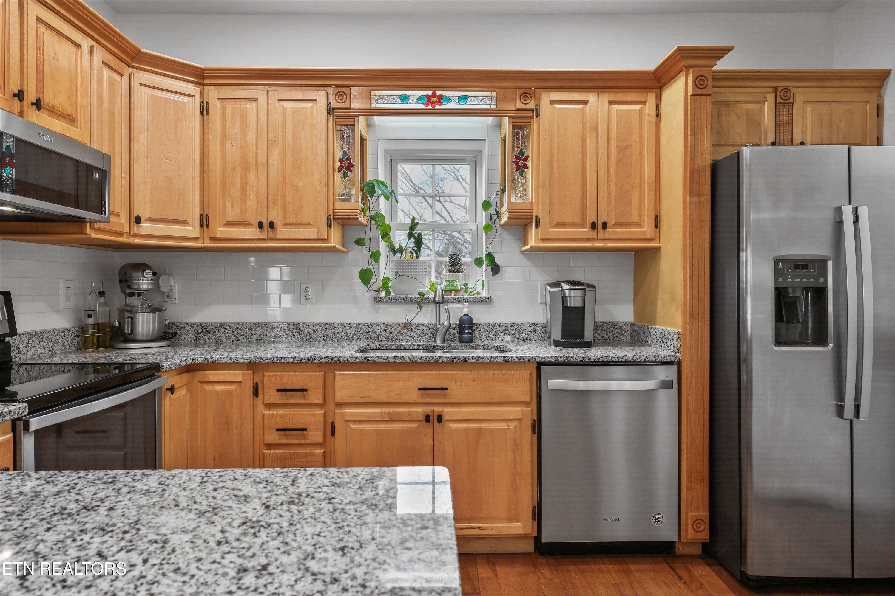 504 Park Avenue Clinton TN 37716