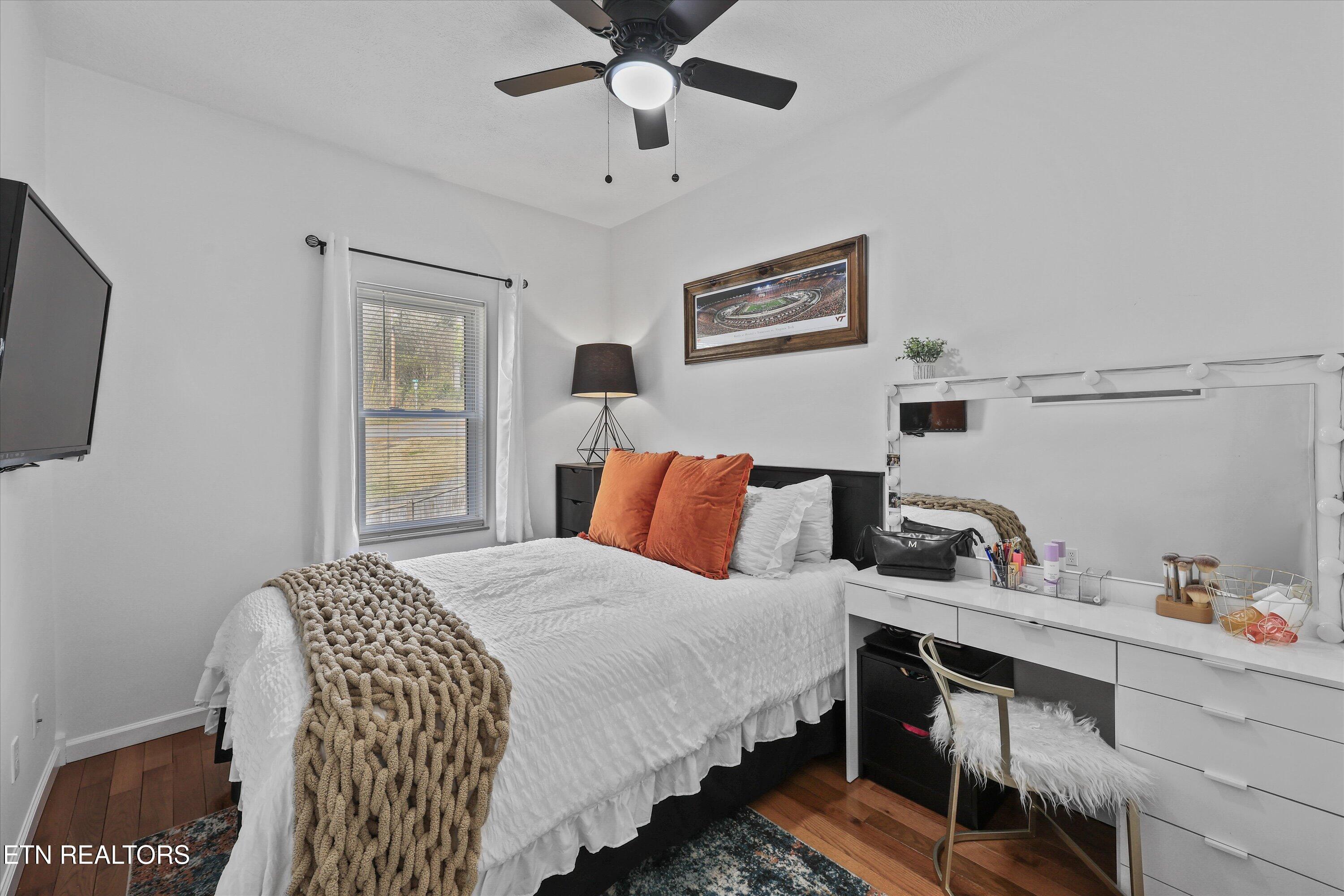 504 Park Avenue Clinton TN 37716