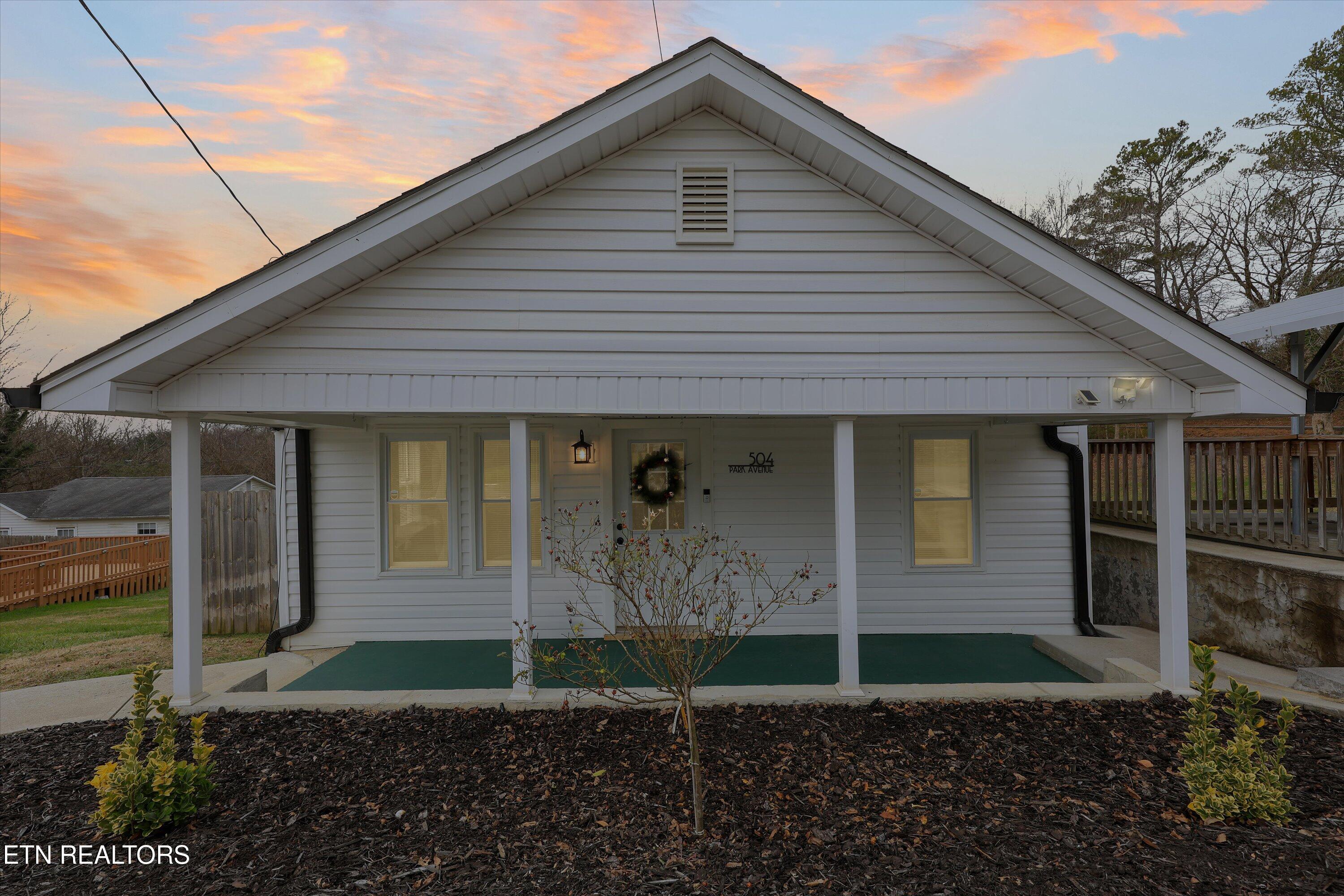 504 Park Avenue Clinton TN 37716