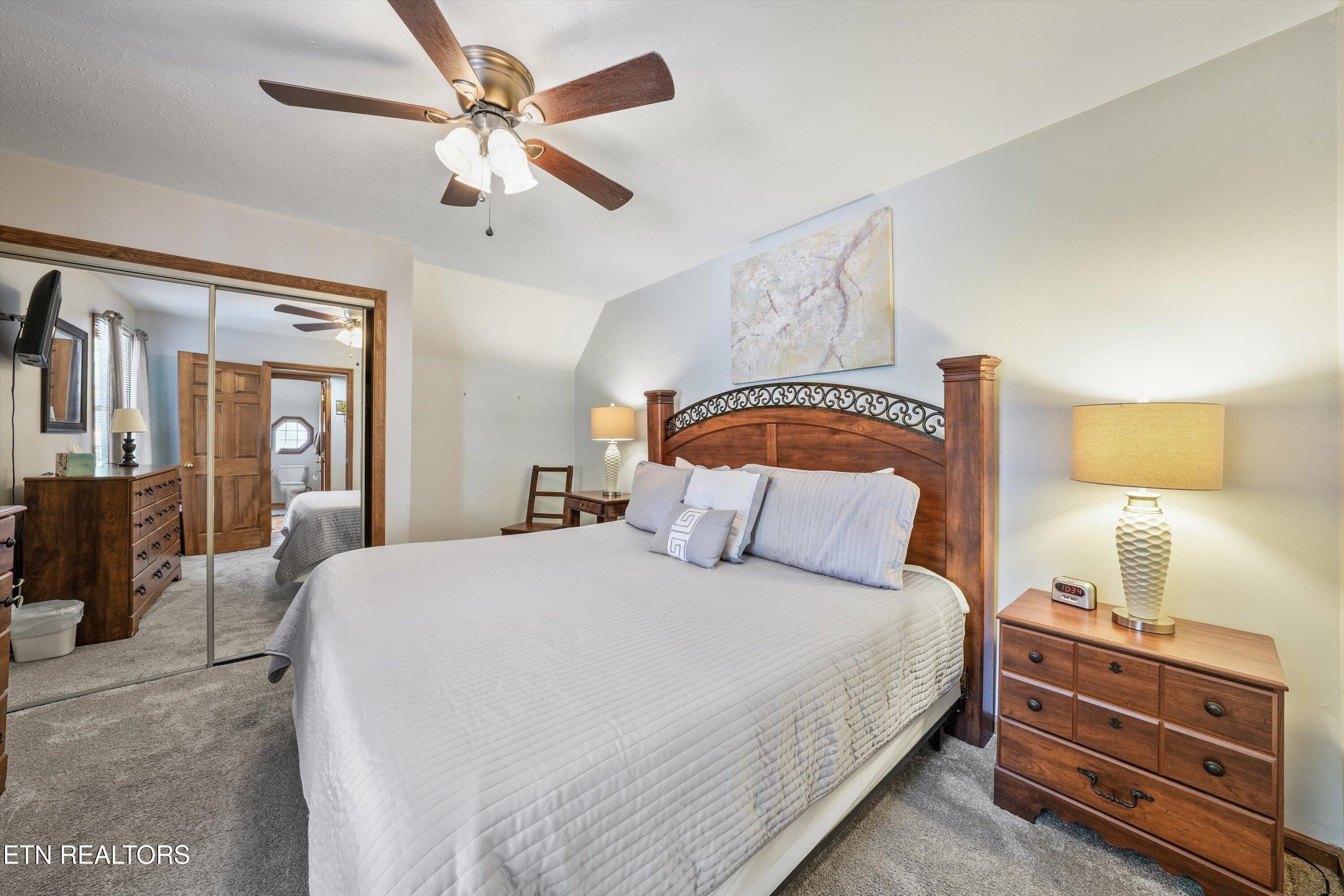 333 Woodridge Way Pigeon Forge TN 37863