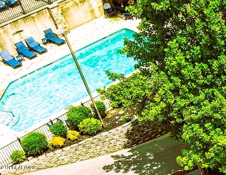 333 Woodridge Way Pigeon Forge TN 37863