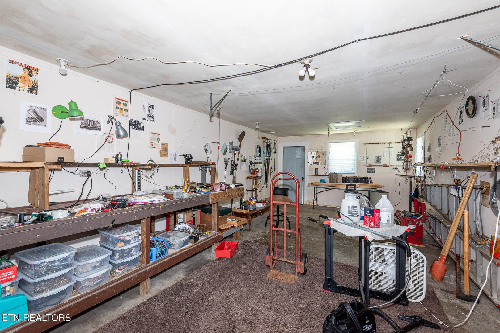 2715 Blount Avenue Maryville TN 37804