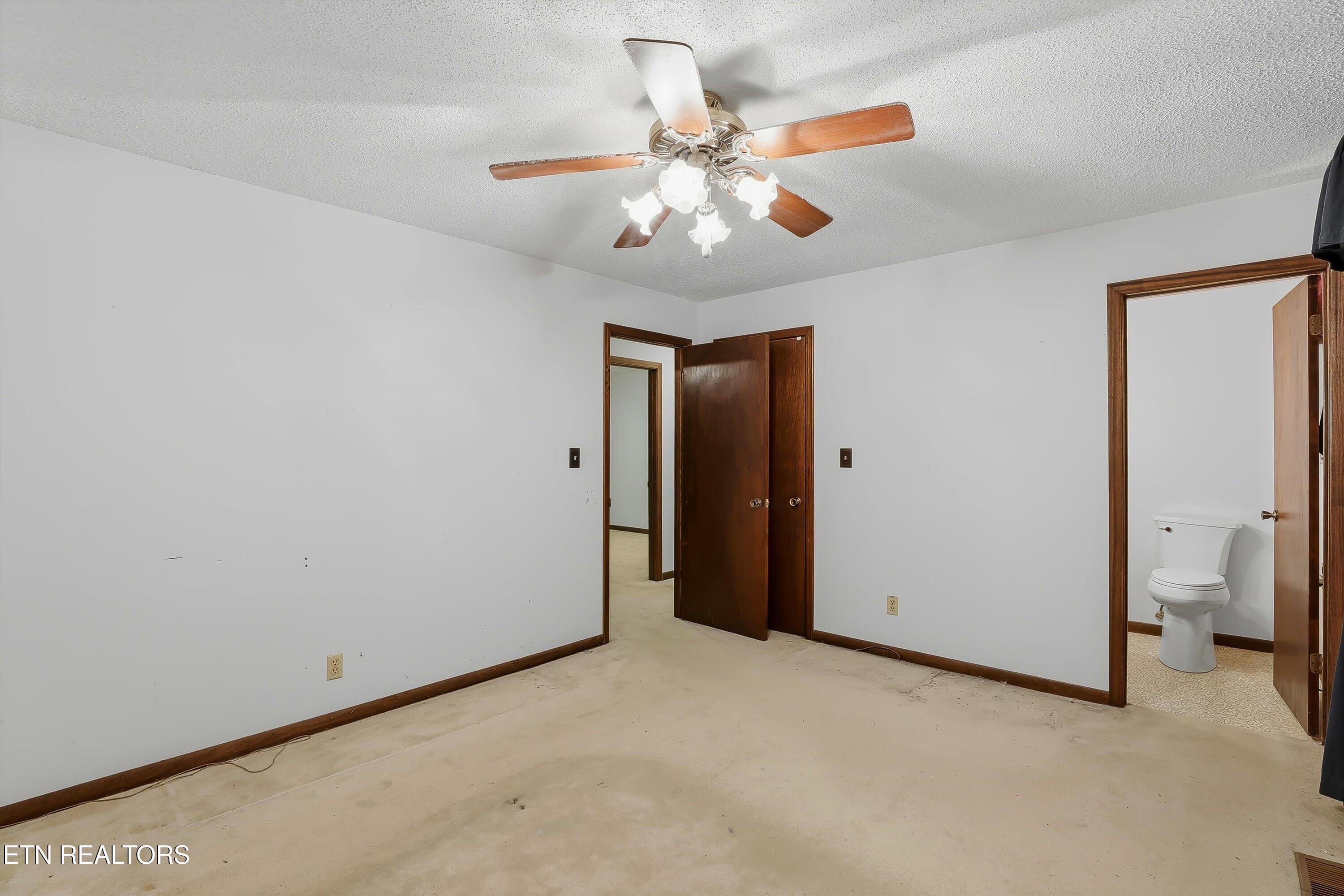 1716 Campfire Drive Knoxville TN 37931