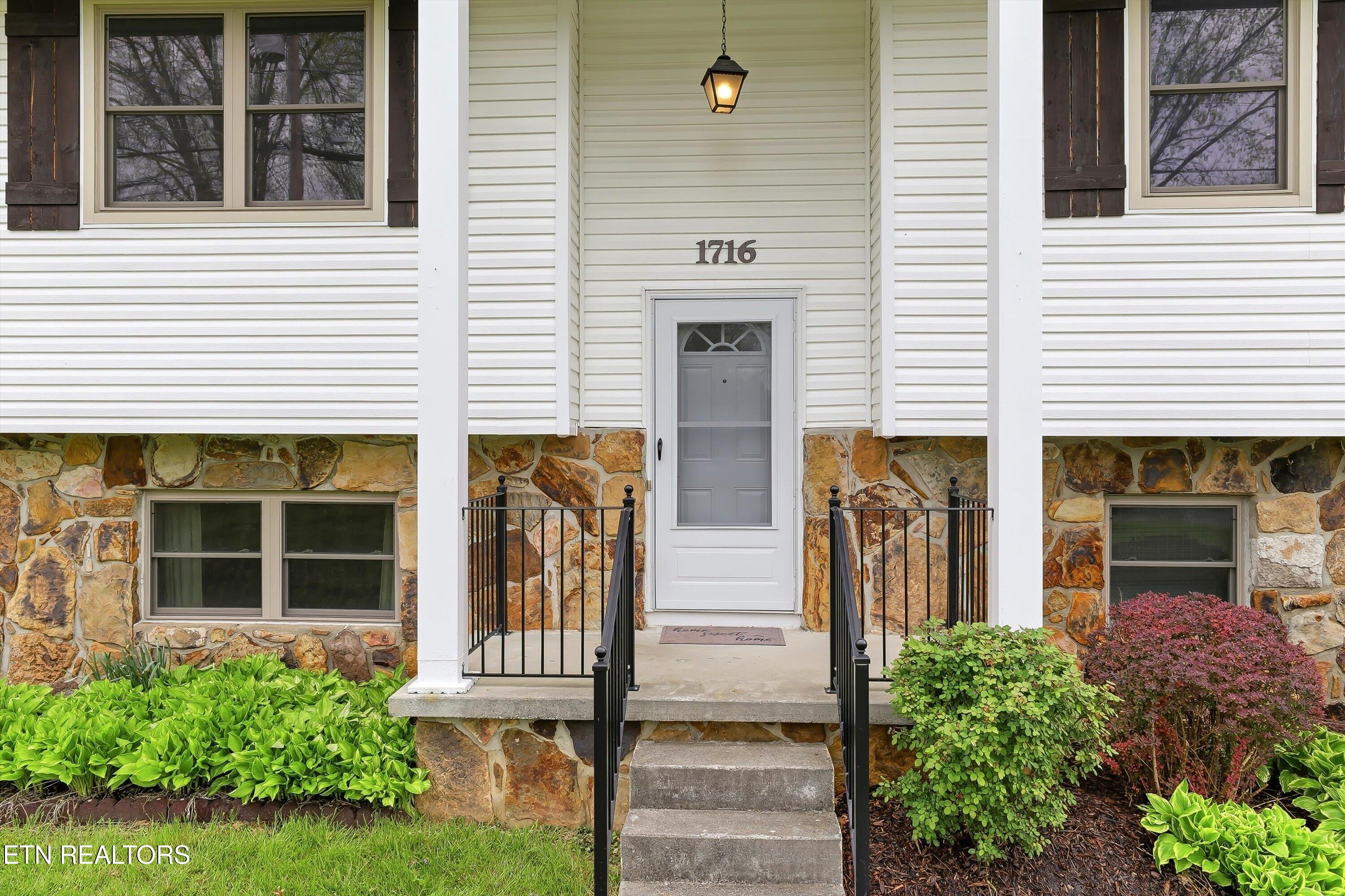 1716 Campfire Drive Knoxville TN 37931
