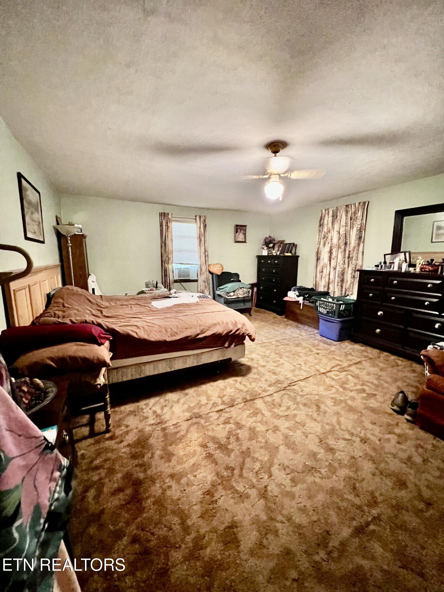 7122 S Compton Drive Tallassee TN 37878