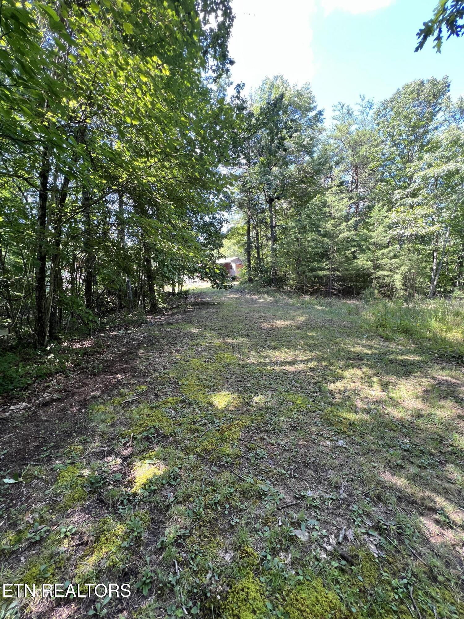 7122 S Compton Drive Tallassee TN 37878