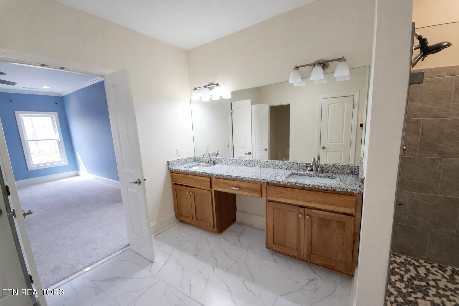 553 Hickory Pointe Lane Maynardville TN 37807