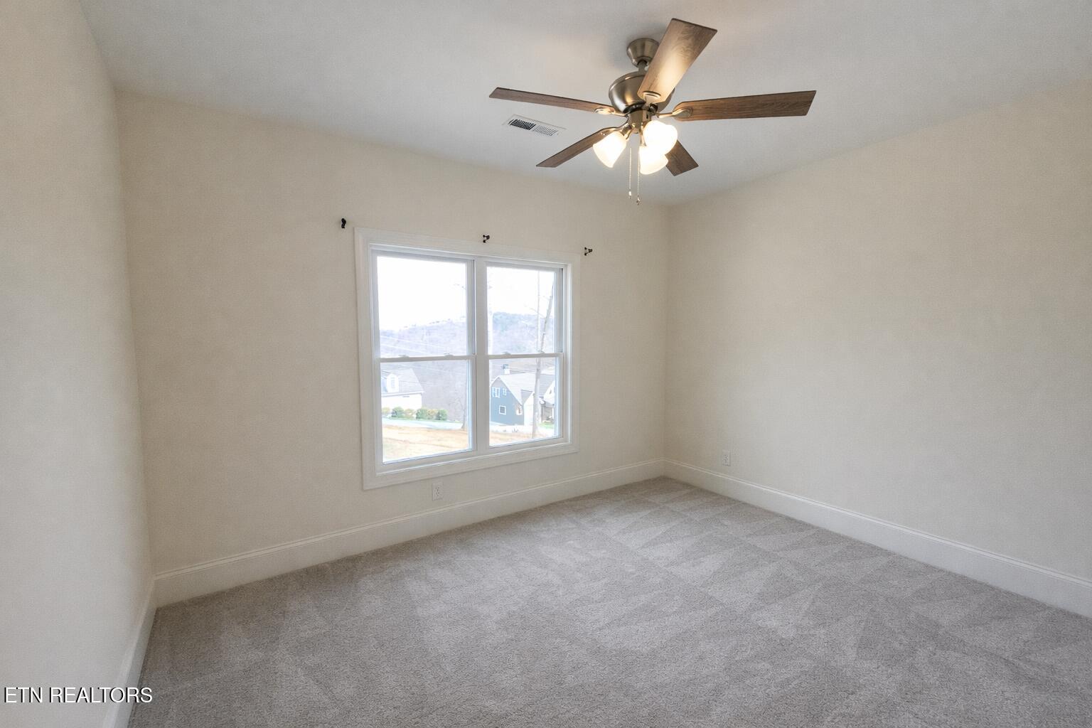 553 Hickory Pointe Lane Maynardville TN 37807