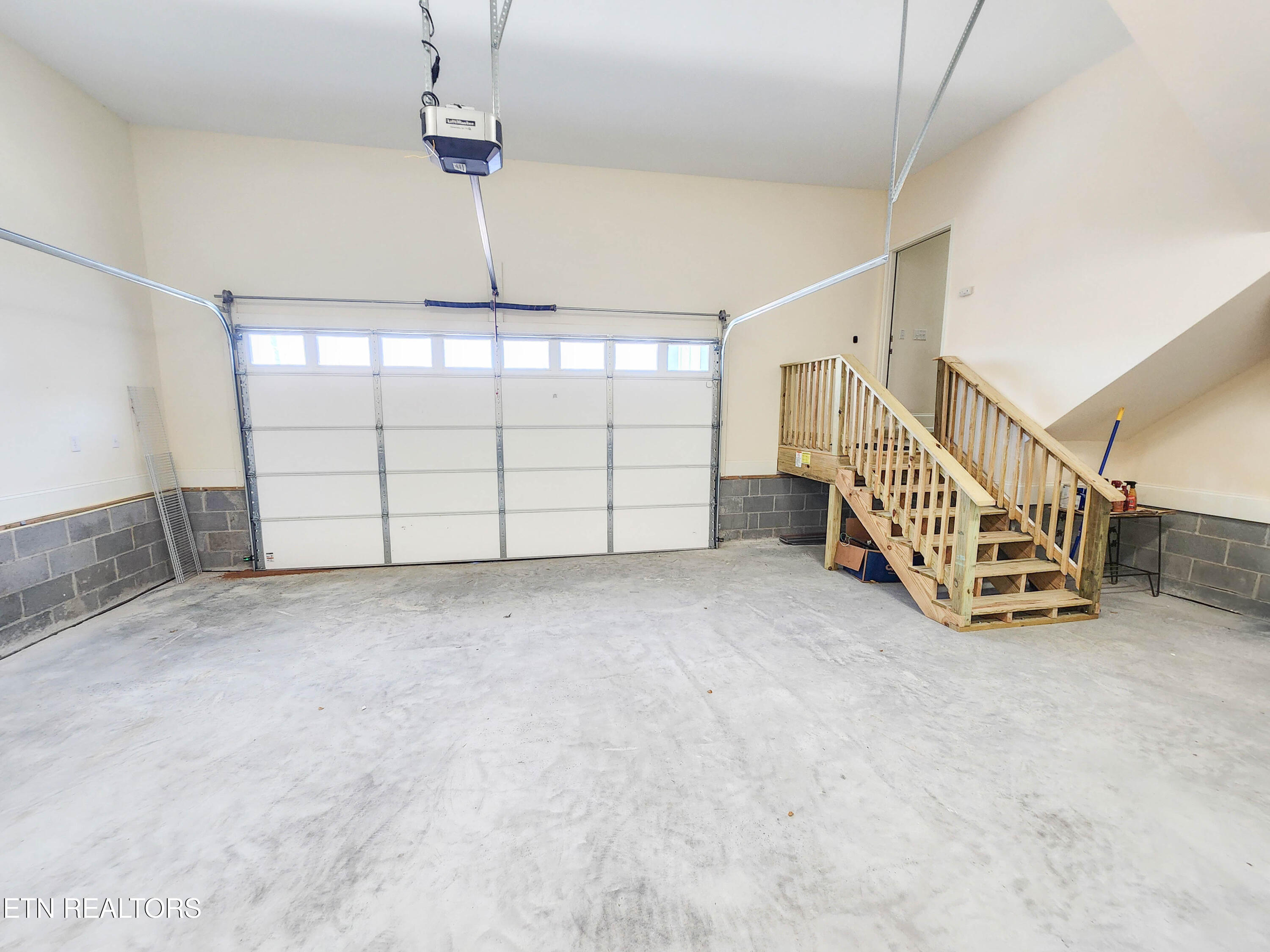 553 Hickory Pointe Lane Maynardville TN 37807